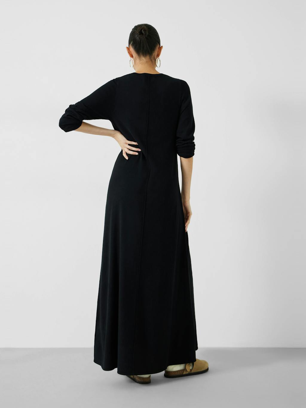 010594-0456-03 Talen Long Sleeved Knitted Maxi Dress
