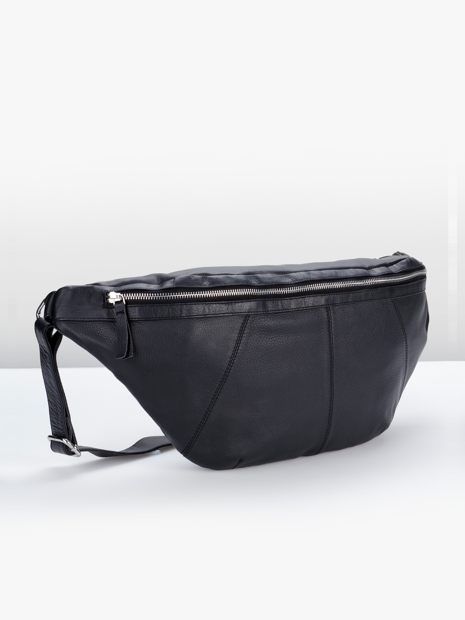 Peita Leather Bum Bag