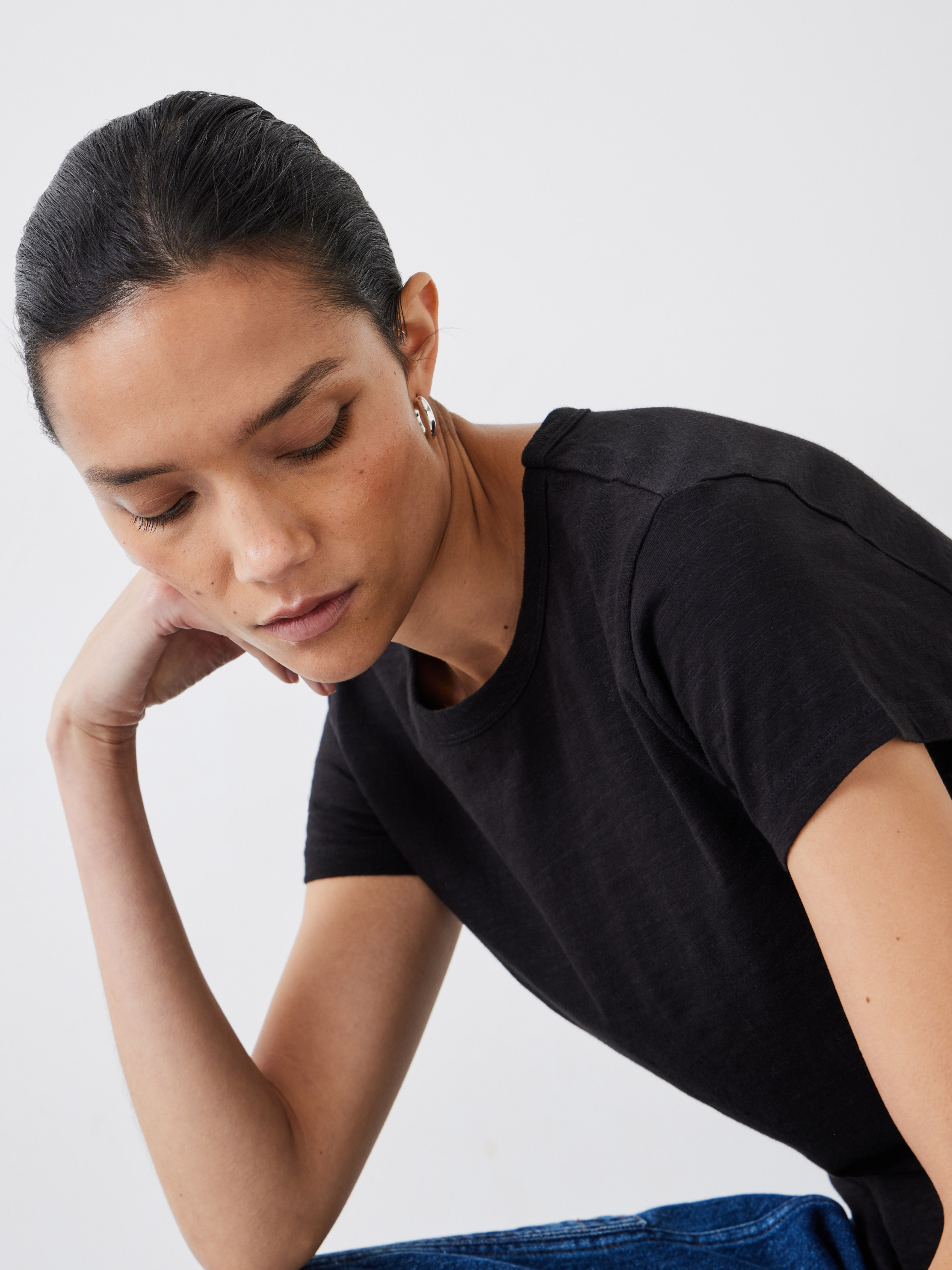 Slim Fit Slub Cotton Crew Neck T-Shirt