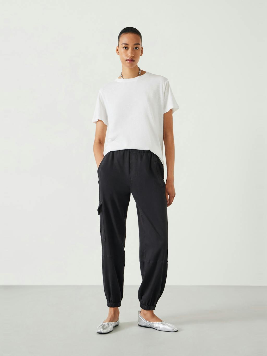 009118-0001-02 Hattie Cotton Slub Crew Neck T-Shirt