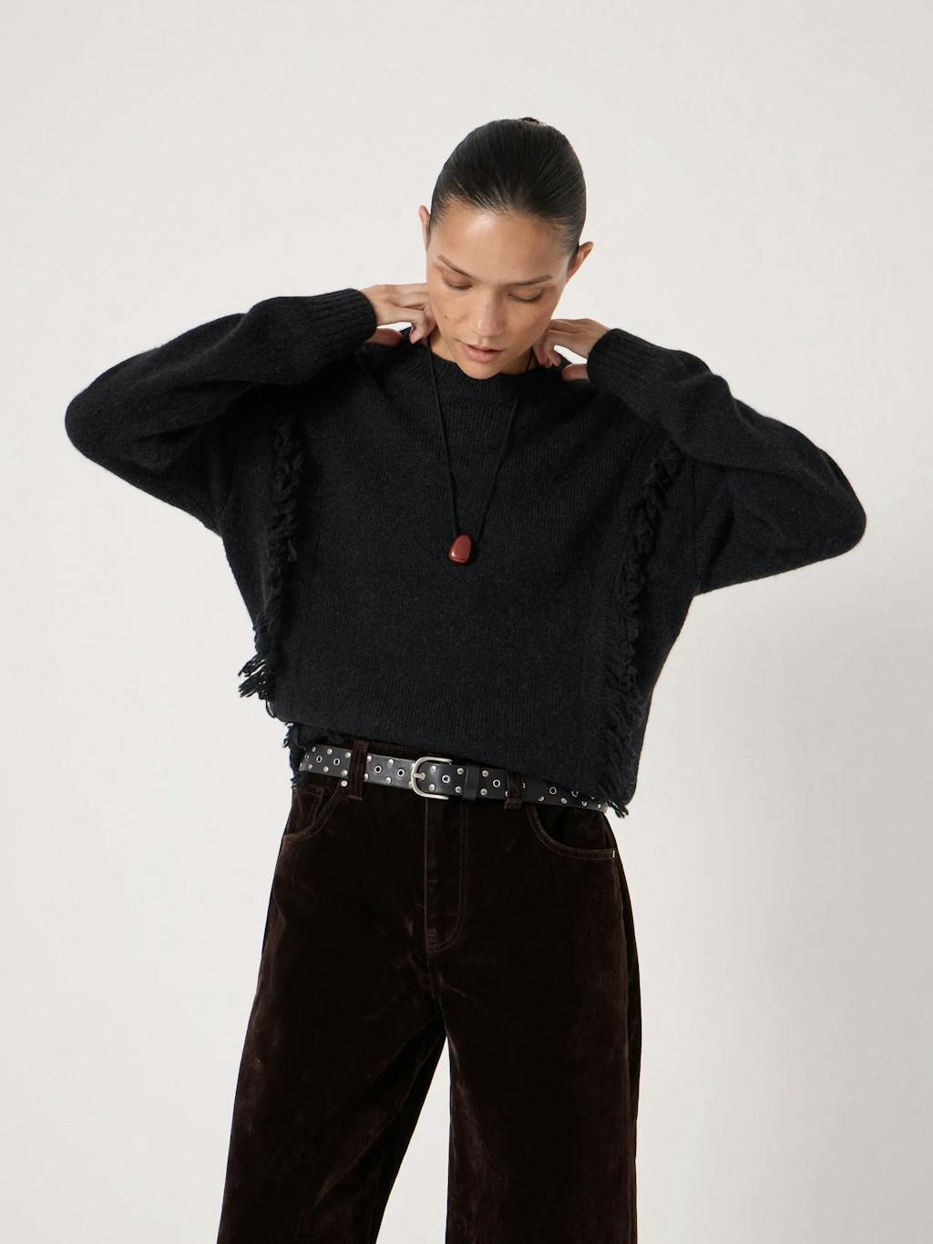 013799-0456-01 Alpaca Blend Fringe Knitted Jumper