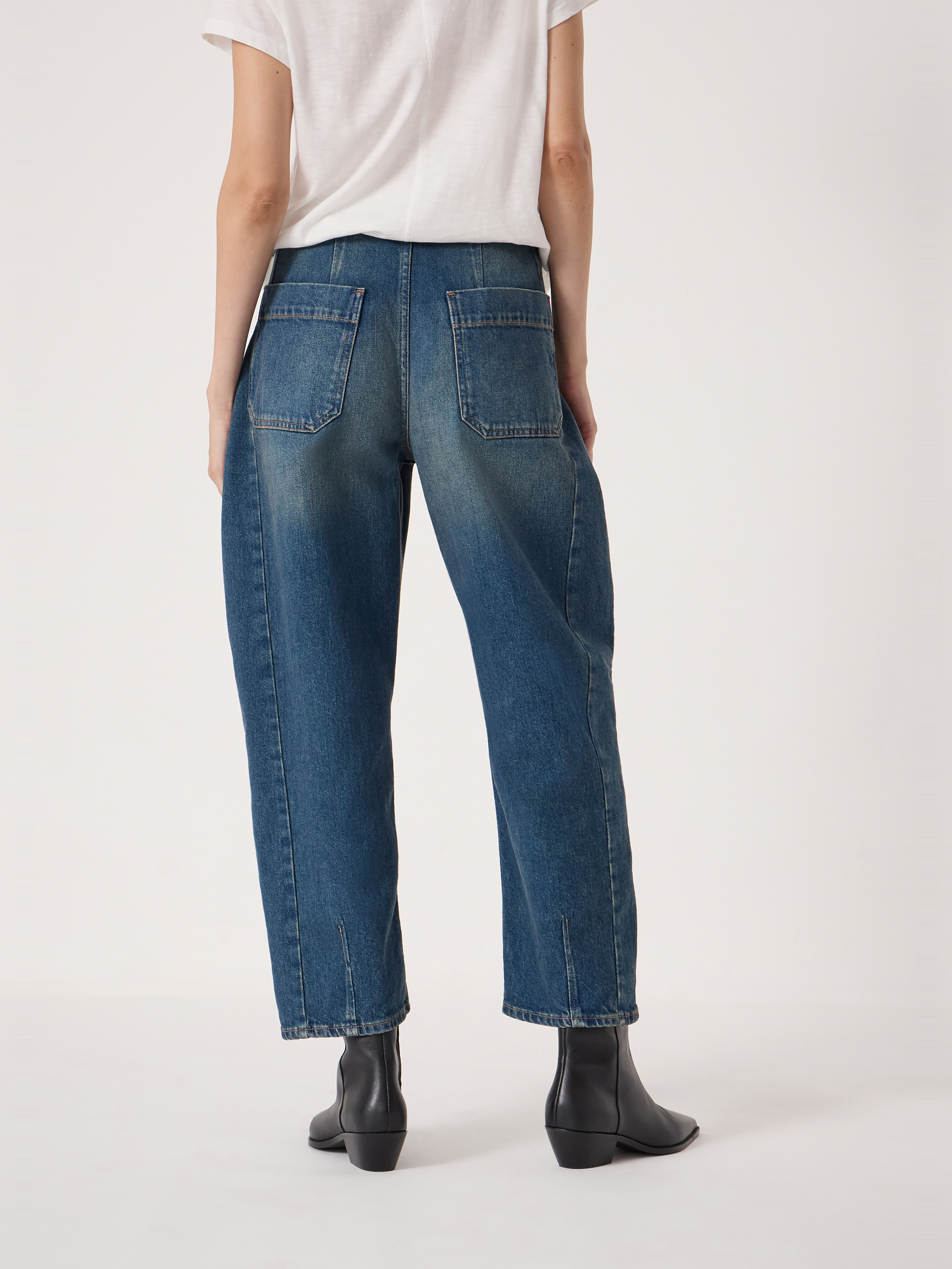 Cordelia Barrel Leg Jeans
