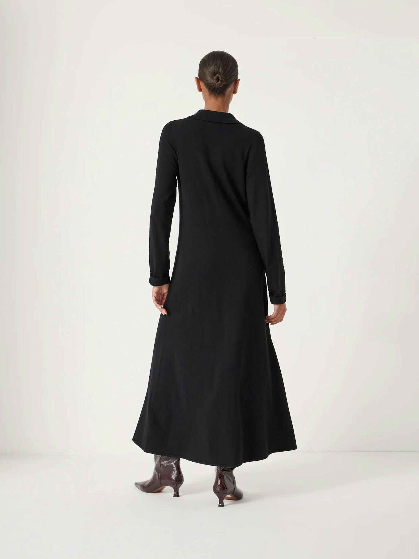 013652-0456-03 Polo Neck Knitted Midi Dress
