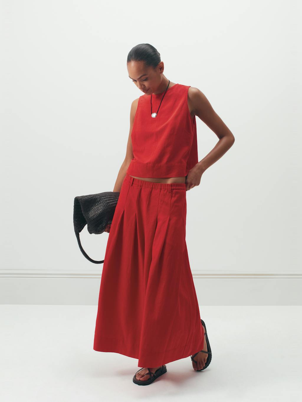 014053-1056-10 Ivy Pleated Linen Blend Midi Skirt