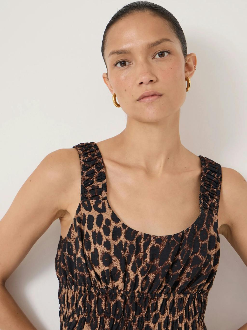 014892-4604-03 Air Flow Gathered Straps Top