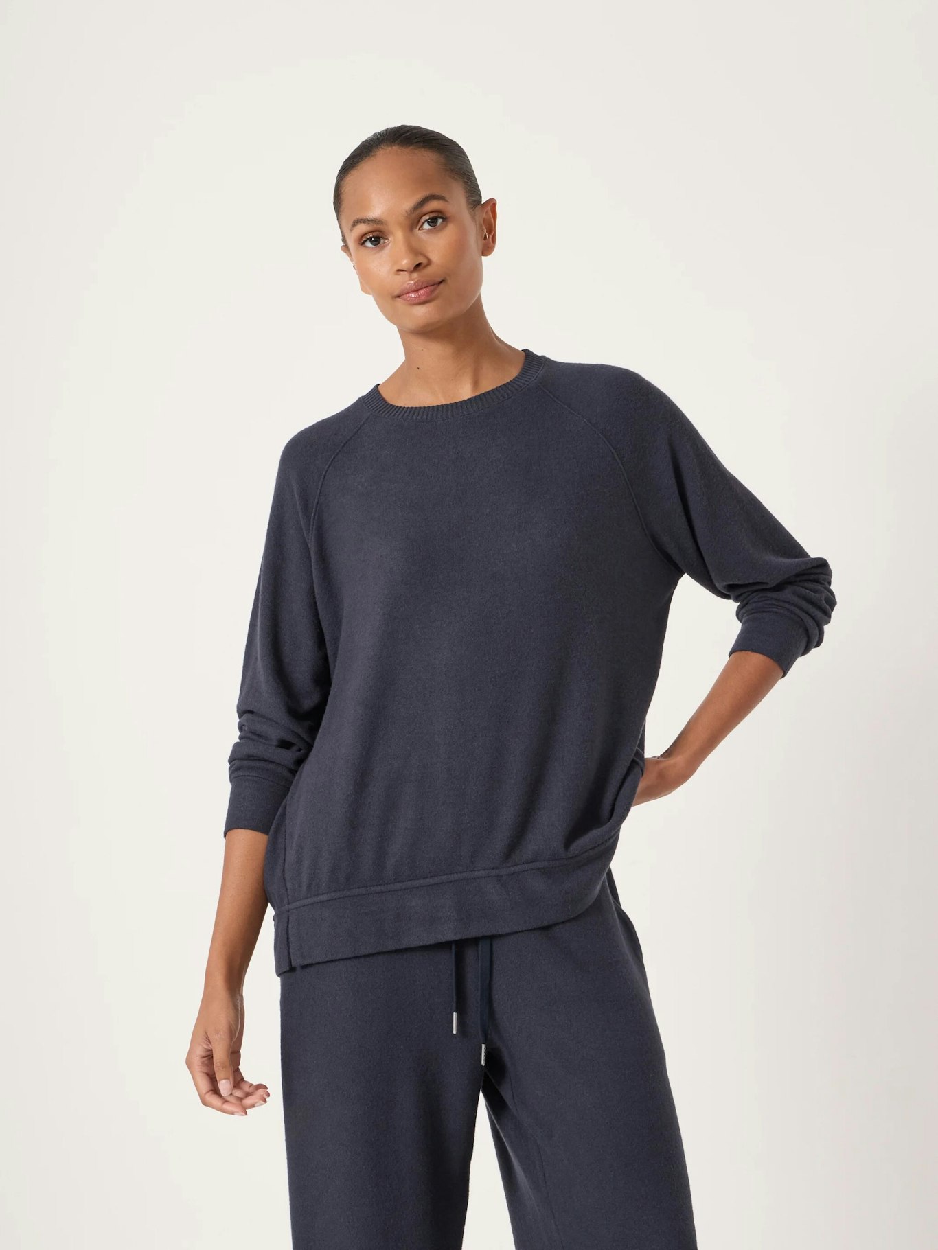 013876-1658-01 Elle Supersoft Raglan Top