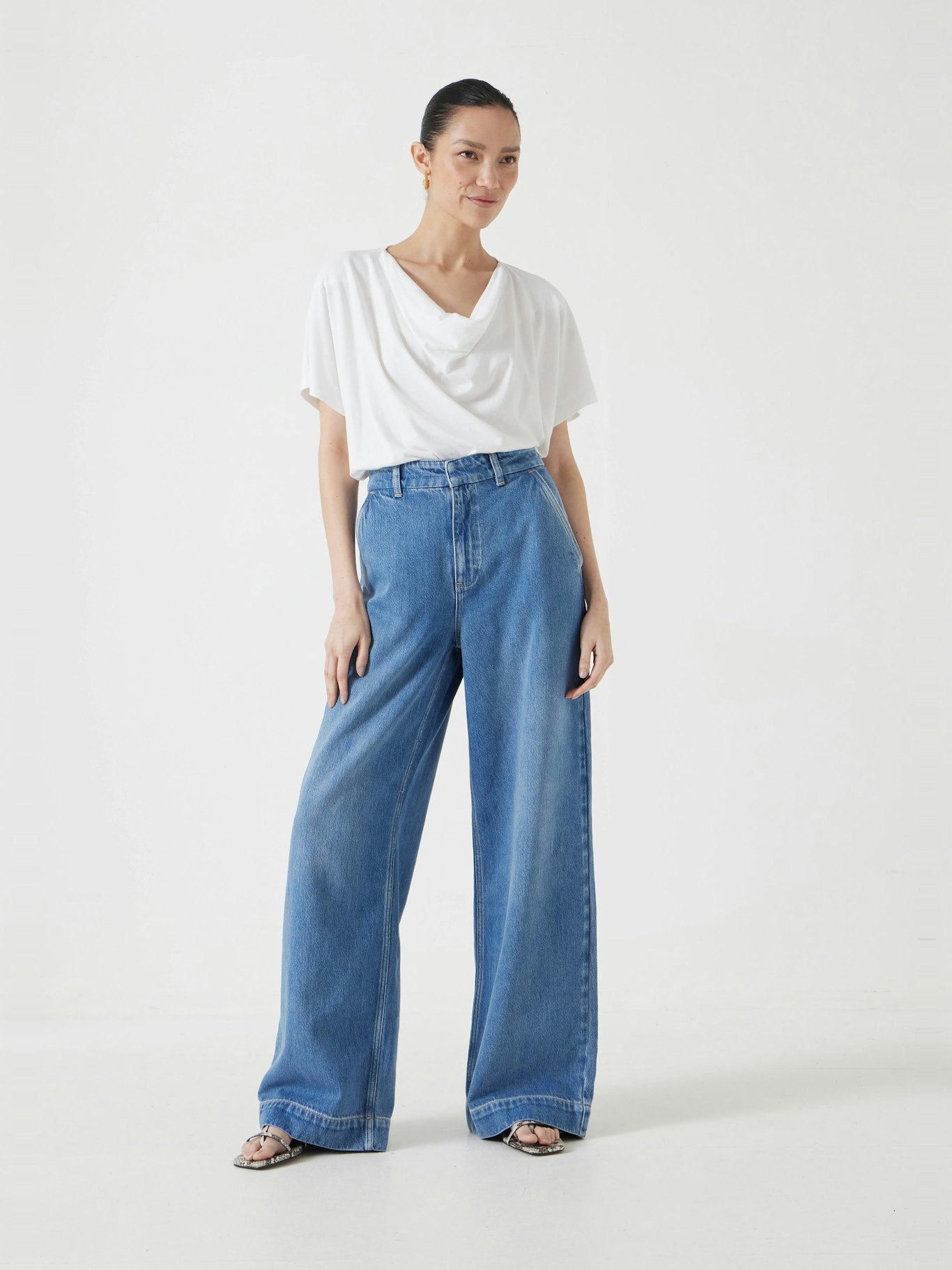 013949-3146-01 Drew Wide Leg Jeans
