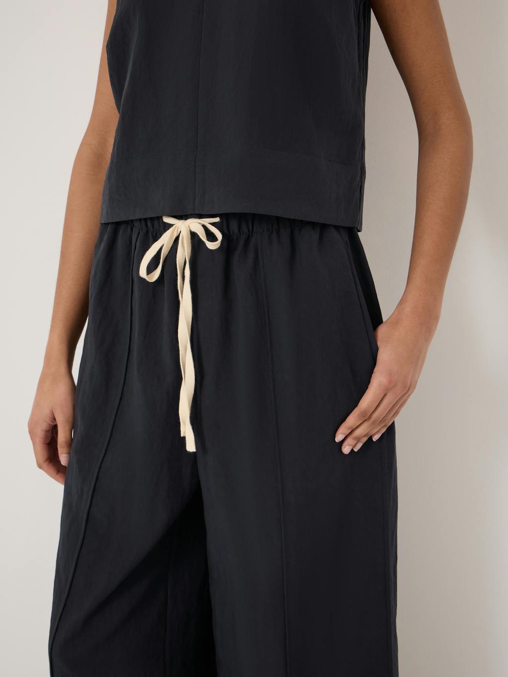 014400-1658-04 Peony Wide Leg Textured Trousers