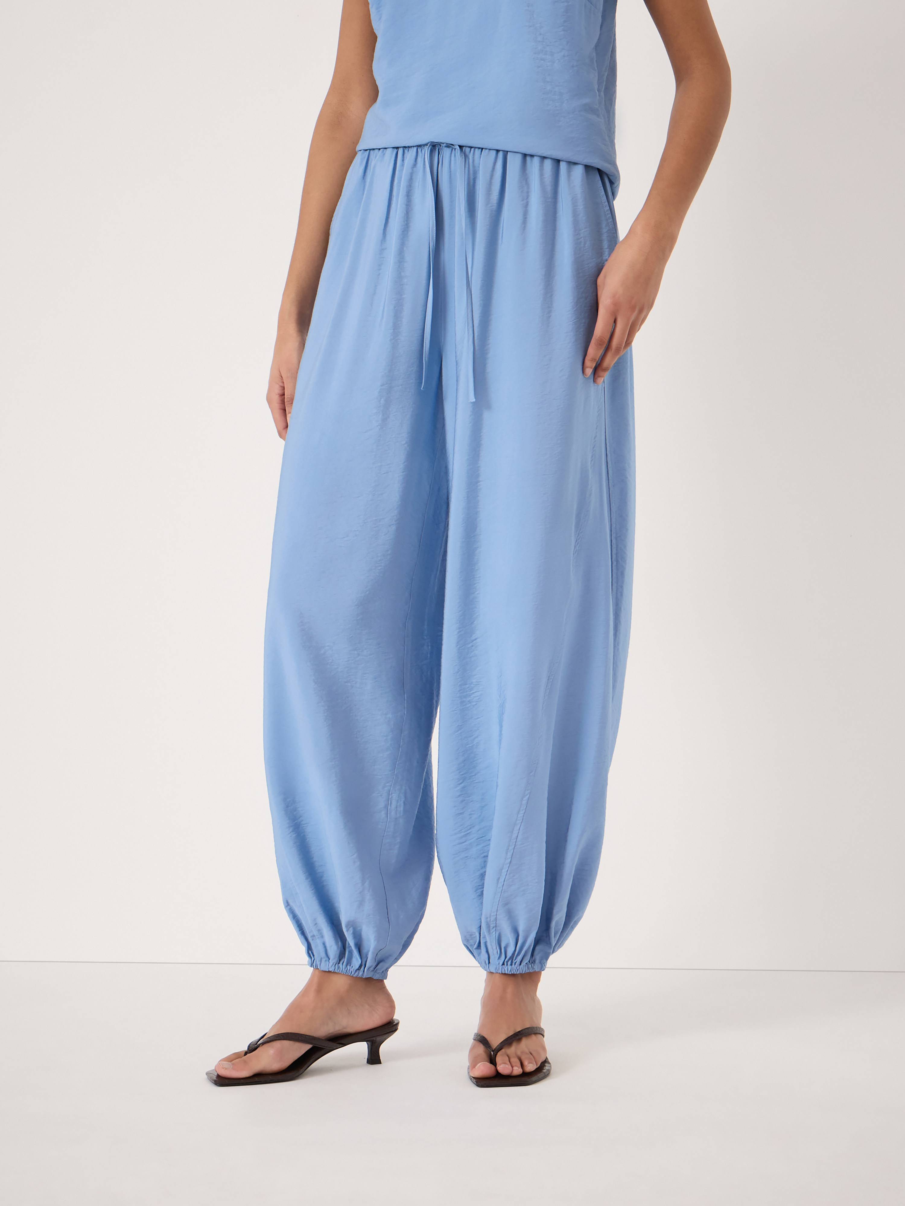 Amaris Airflow Bubble Hem Trousers