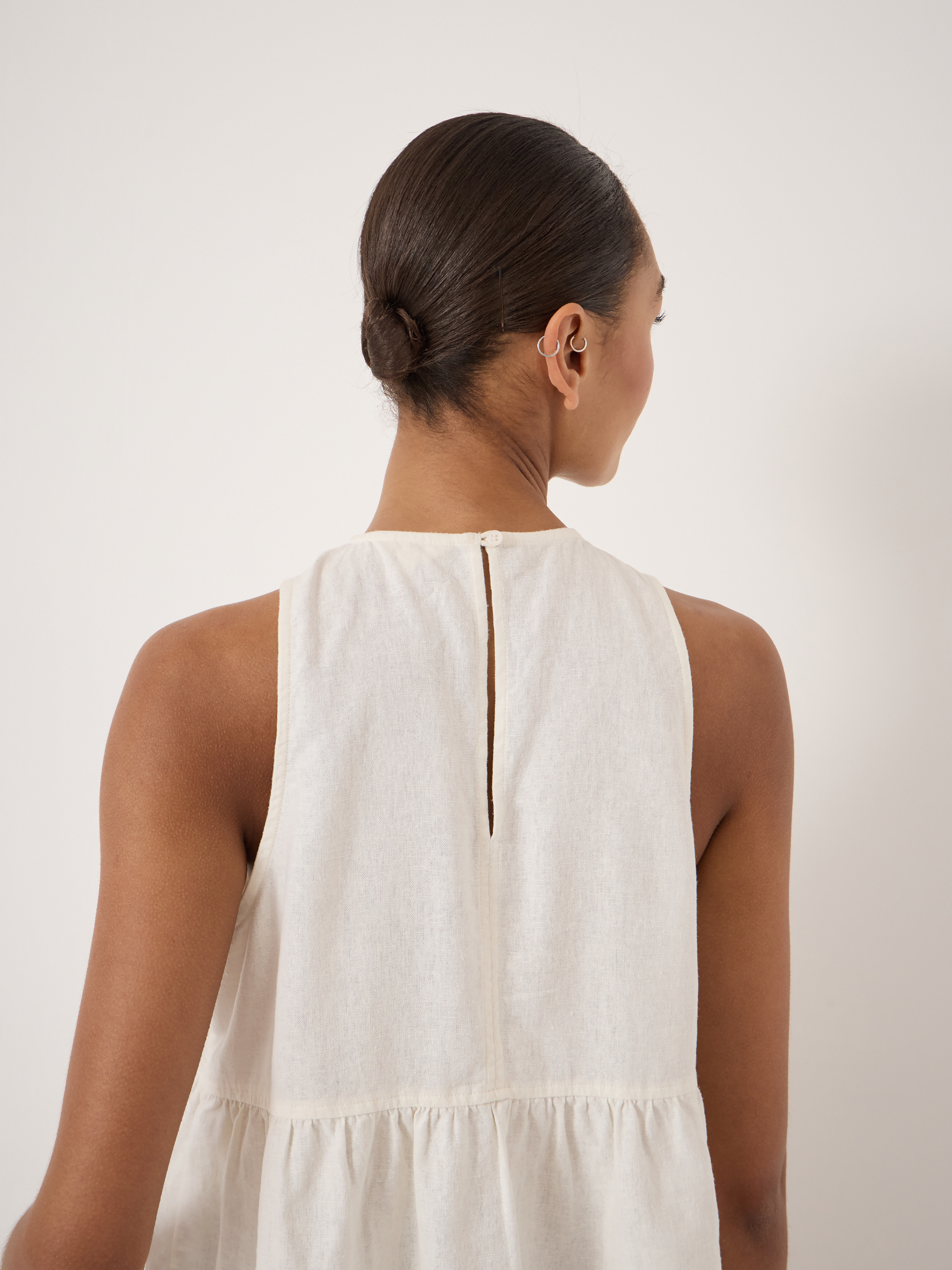 Nomie Halter Neck Linen Peplum Top