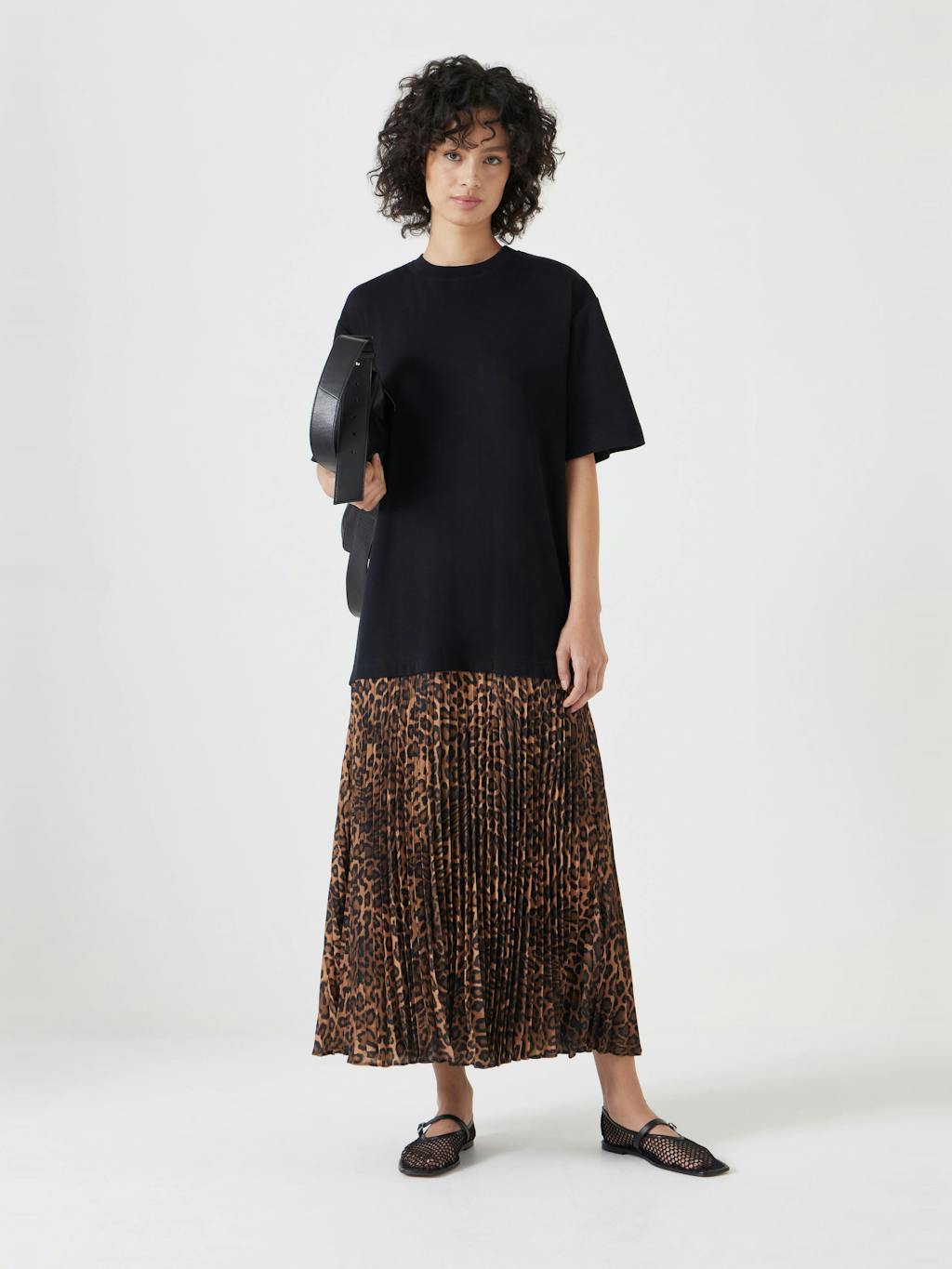 013254-4728-01 Esme Short Sleeve Pleated Midi Dress