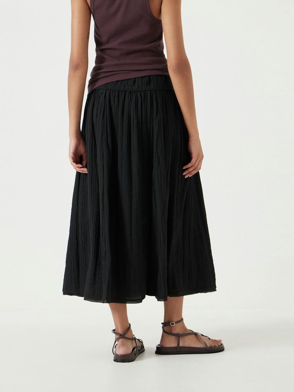 013418-0453-03 Gathered Detail Midi Skirt