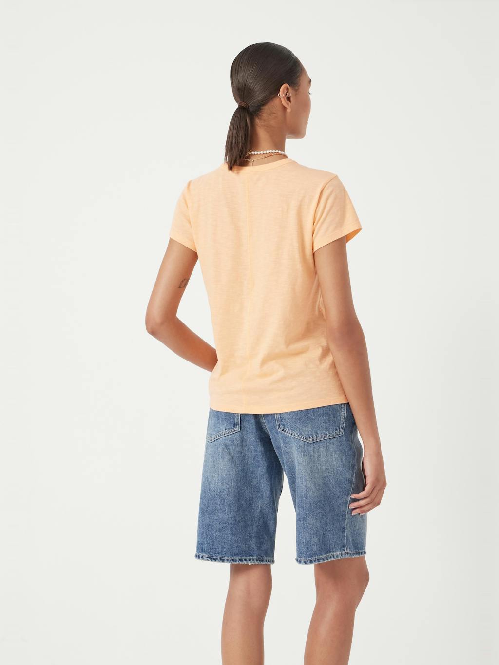 000749-0928-03 Slim Fit Slub Cotton Crew Neck T-Shirt