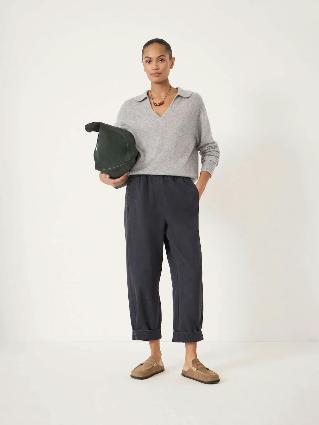 014860-1658-011 Jack Barrel Leg Pull On Trousers