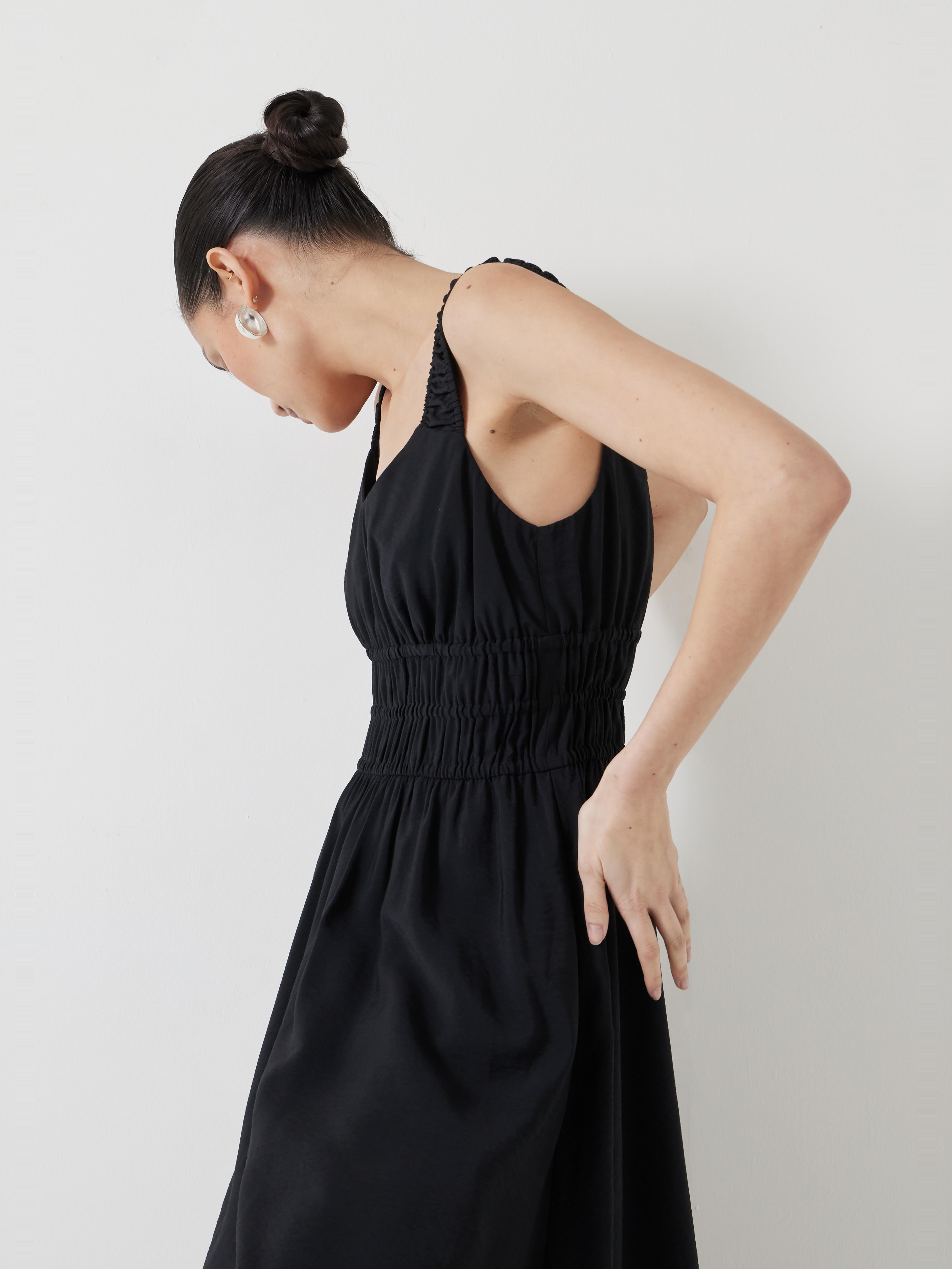 Air Flow Gathered Straps Midi Dress