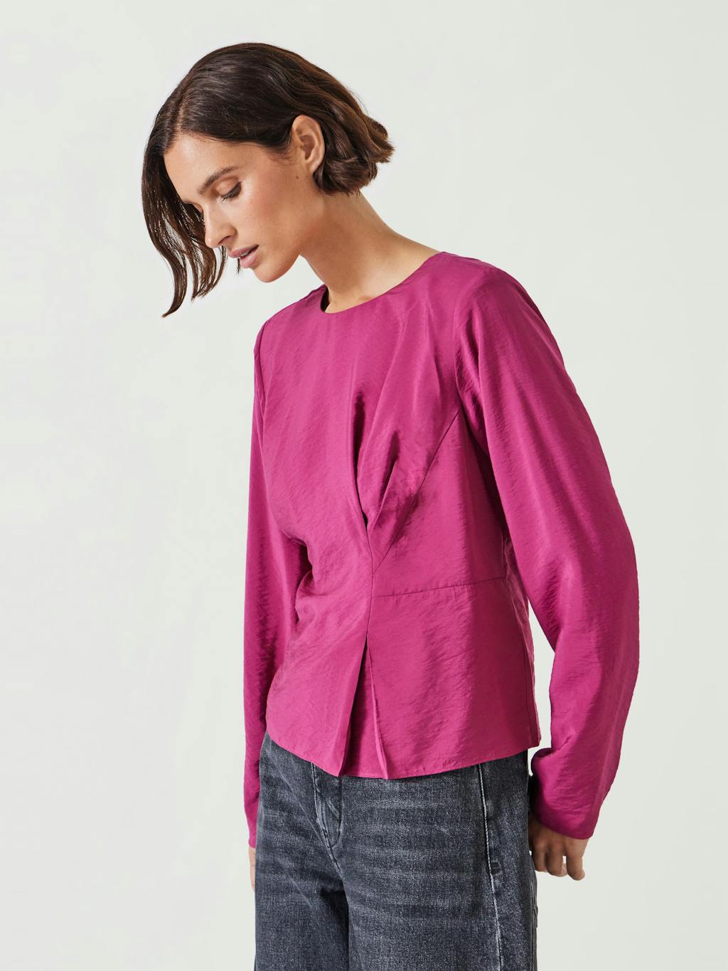 012155-1216-01 Casilda Top