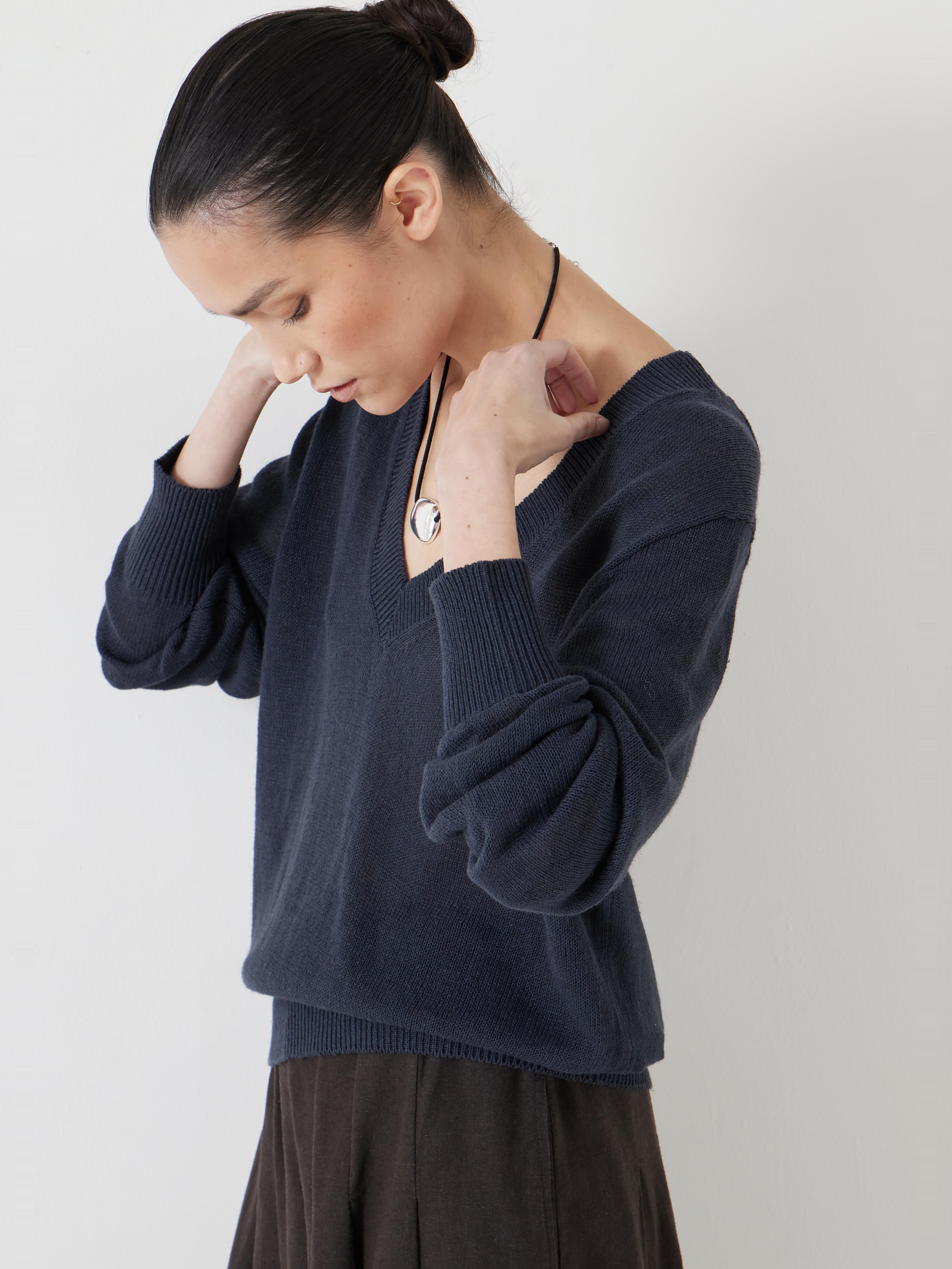 Linen Blend V Neck Jumper