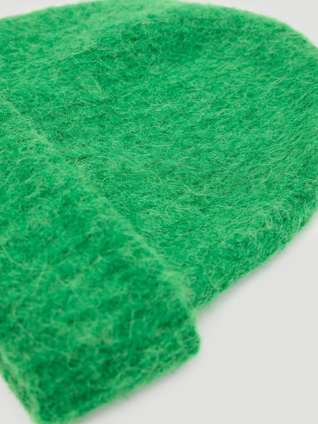 014170-2159-03 Alpaca-Blend Ribbed Beanie