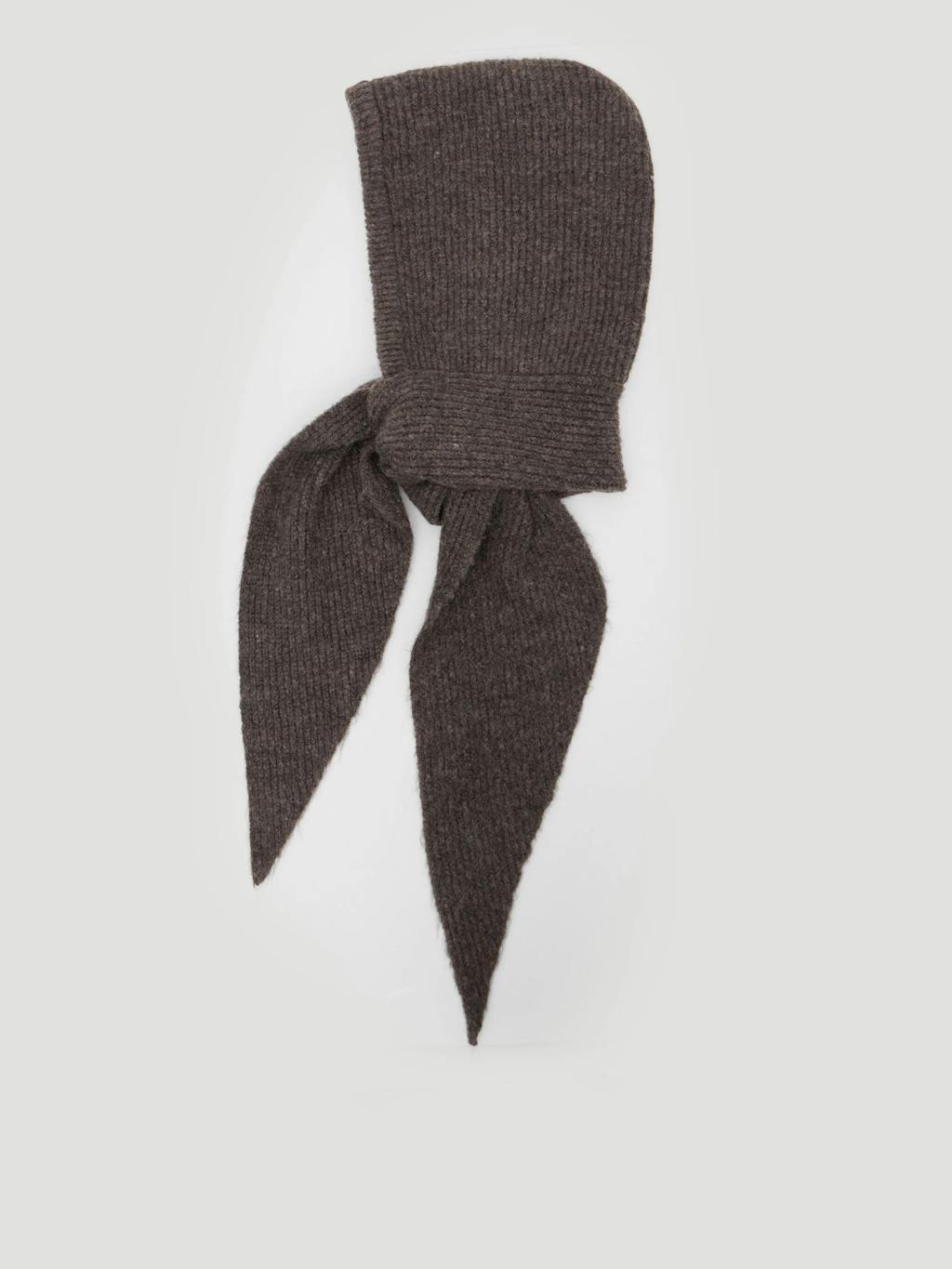 014150-0429-04 Knitted Hooded Scarf