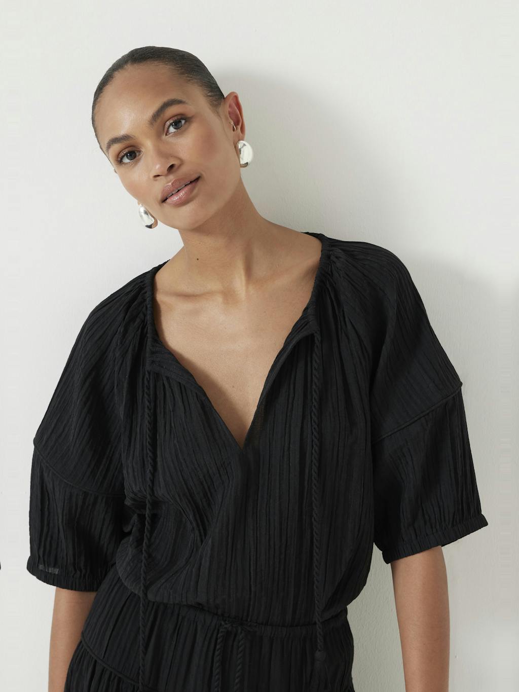 013758-0456-04 Mae Crinkle Balloon Sleeve Blouse
