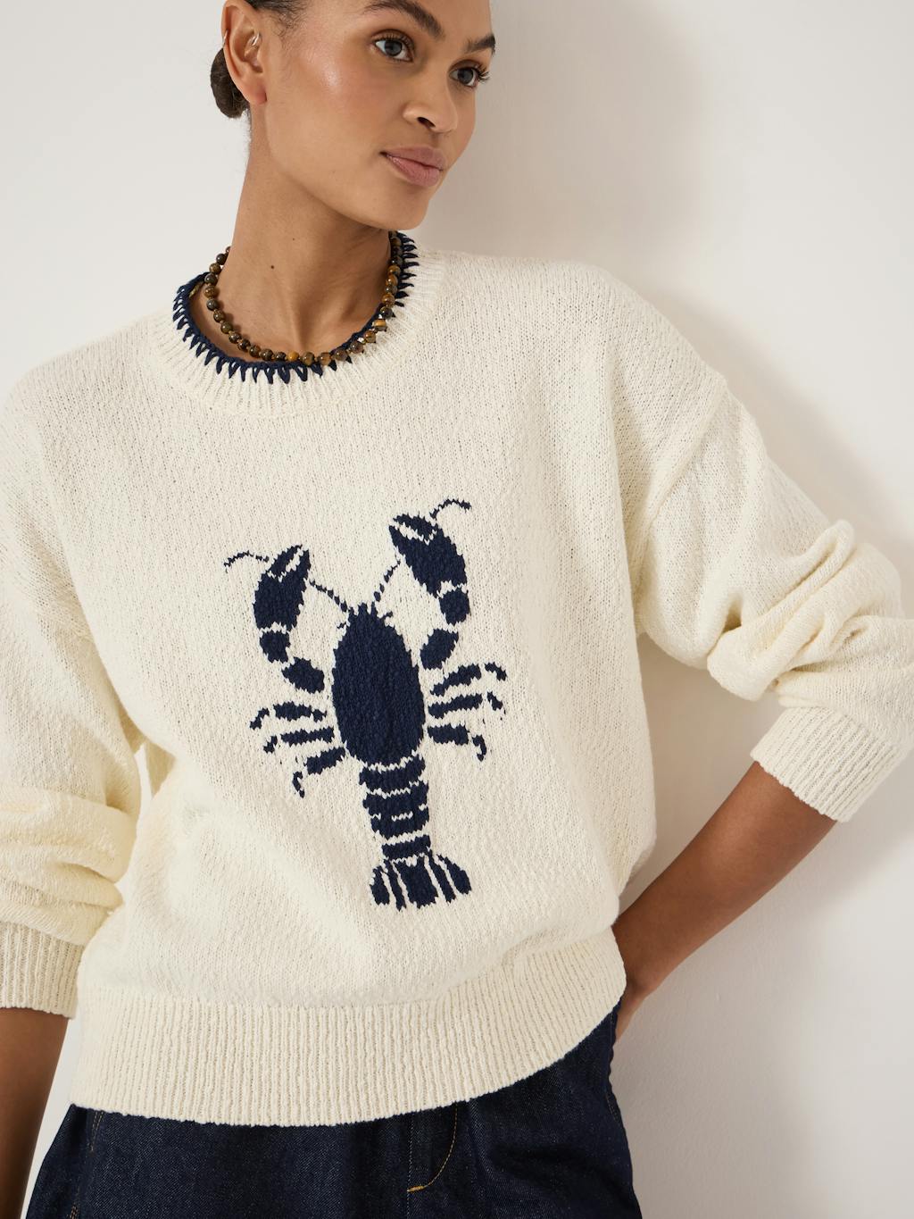 014597-0340-04 Hallie Crew Neck Lobster Graphic Knitted Jumper