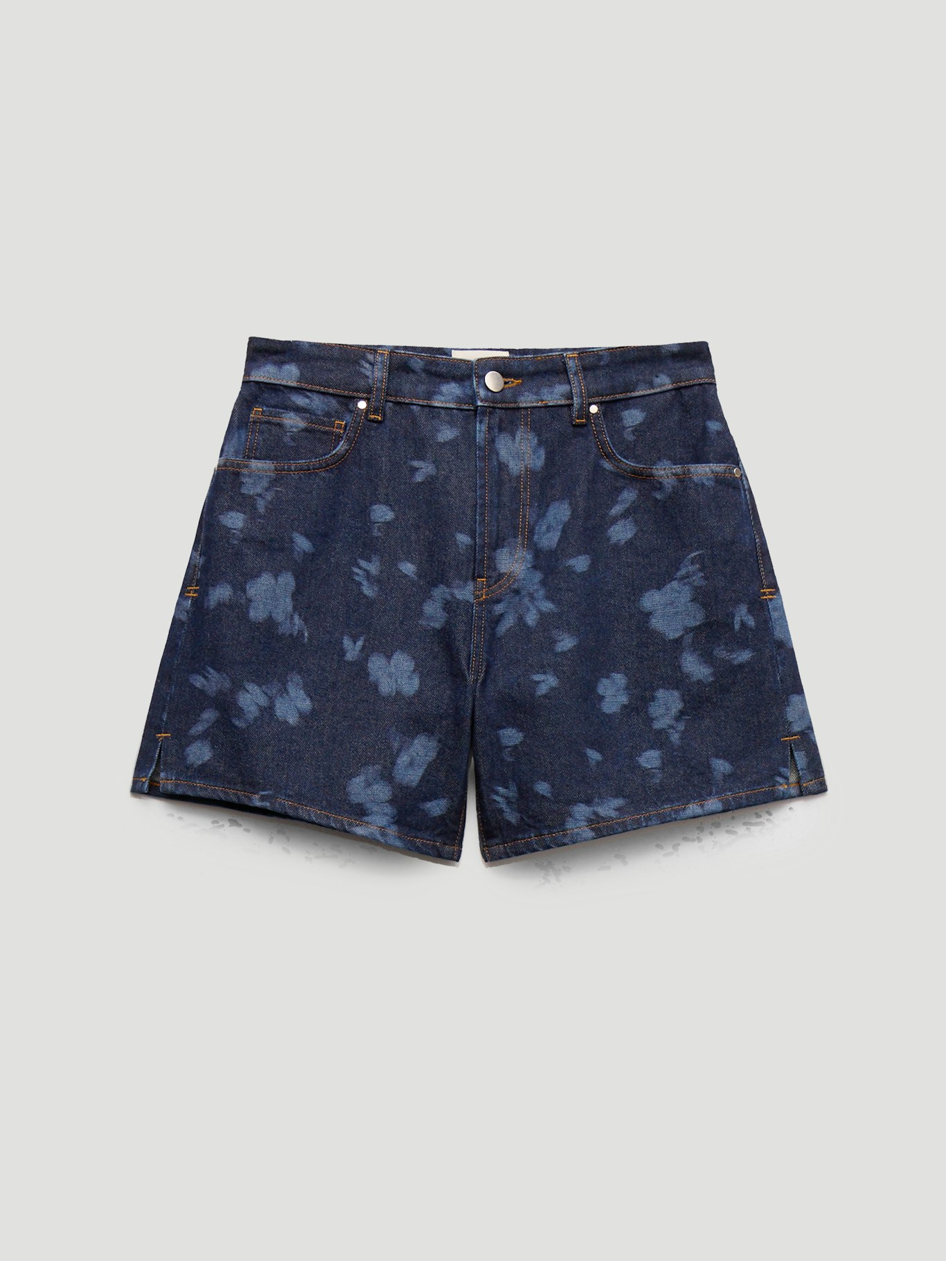 014664-4936-07 Floral Print Essential Mid-Rise Denim Shorts