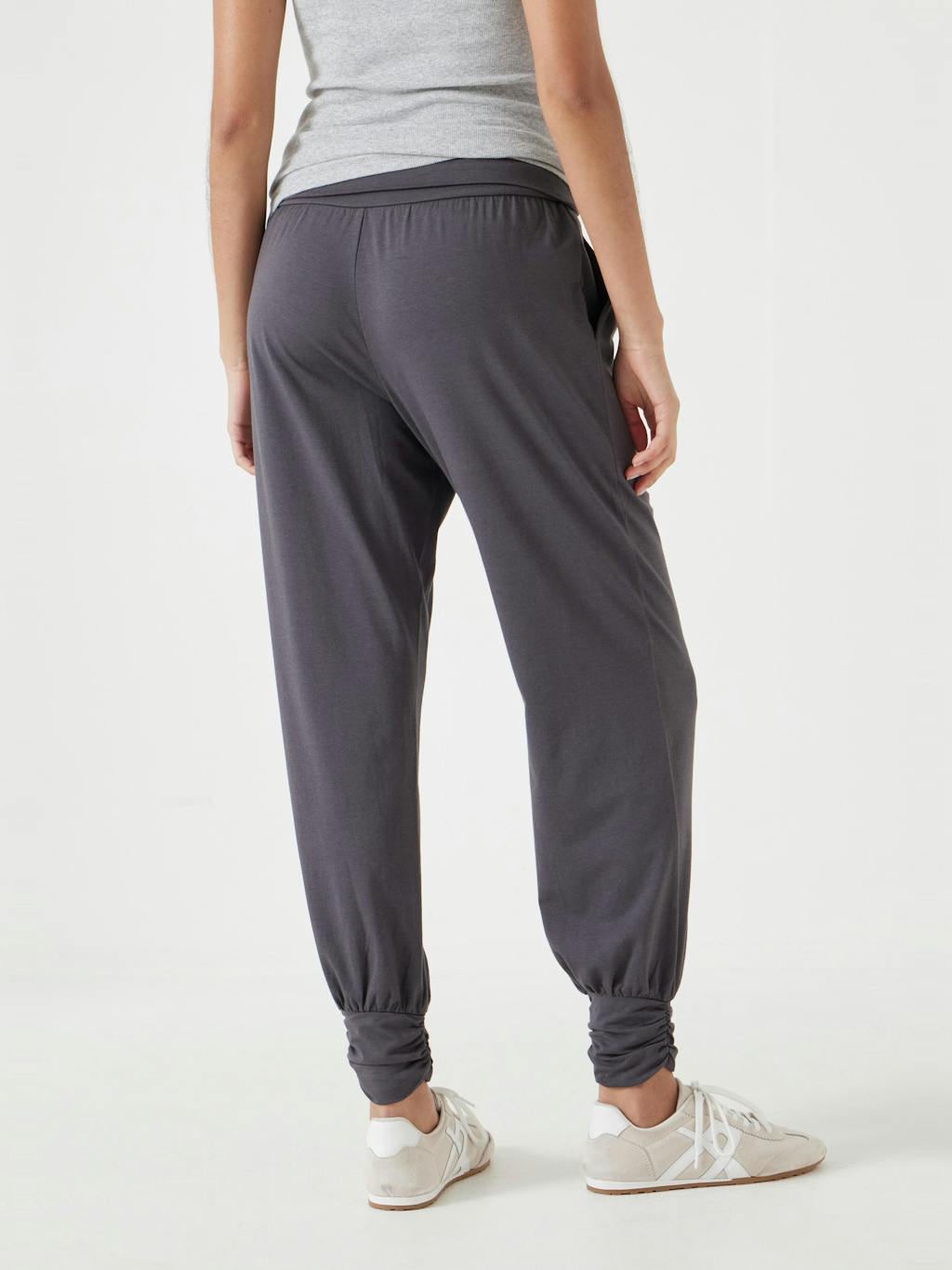 013795-2919-03 Alexa Harem Joggers