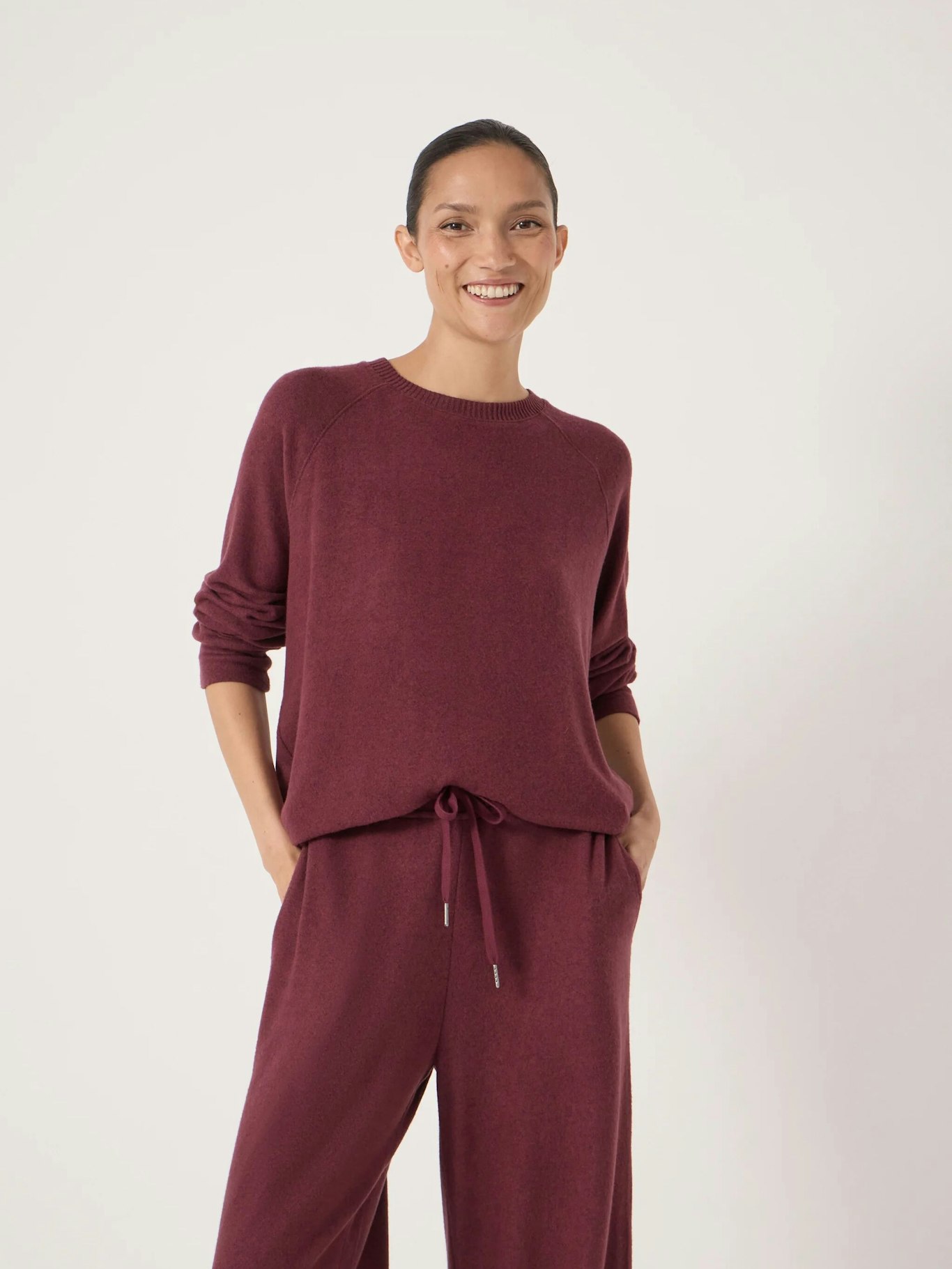 013876-1410-01 Elle Supersoft Raglan Top