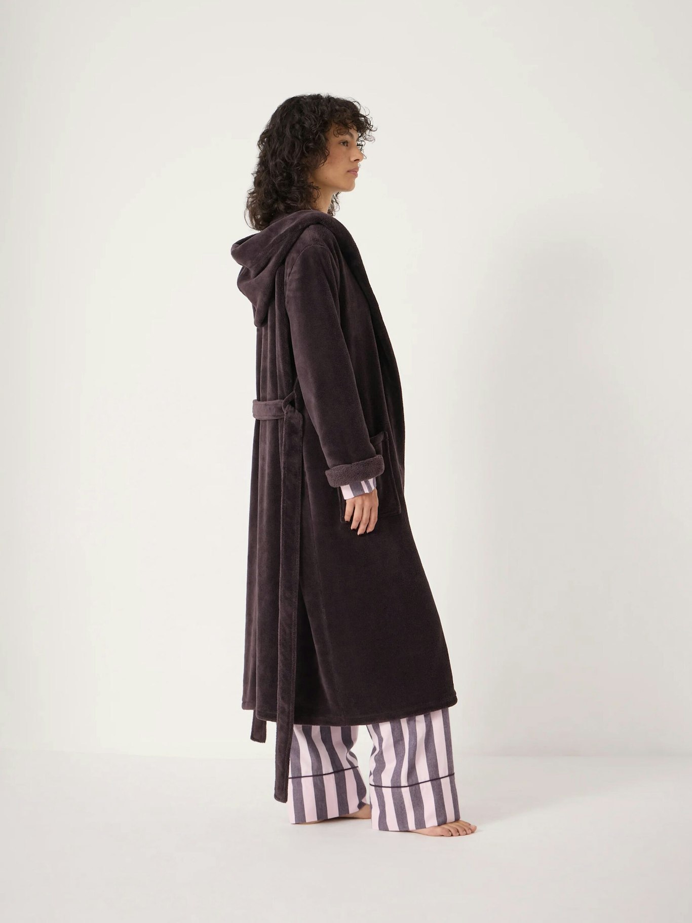 014189-4835-02 Fluffy Hooded Dressing Gown