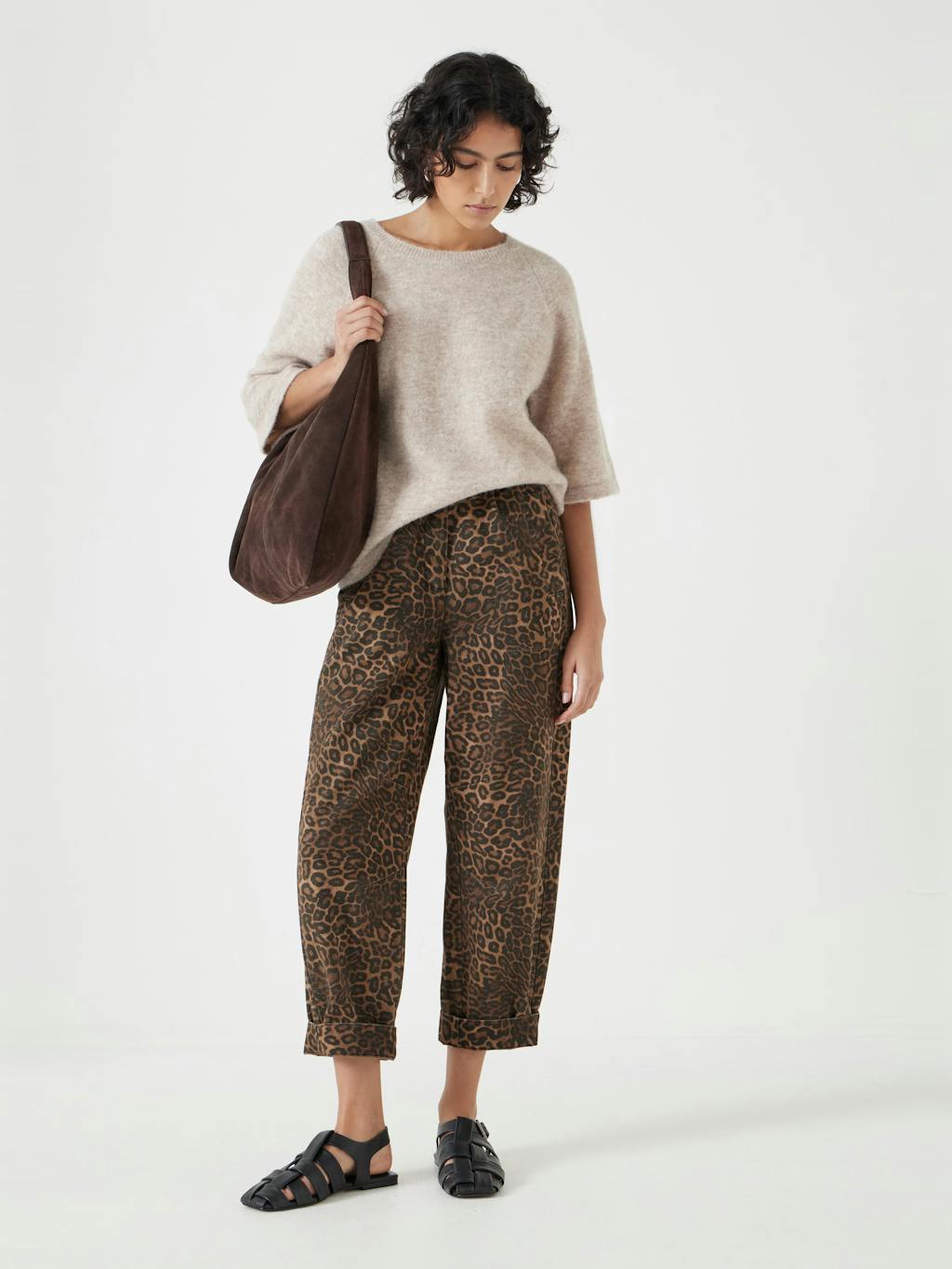 013373-2860-02 Lucia Knitted Crew Neck T-shirt