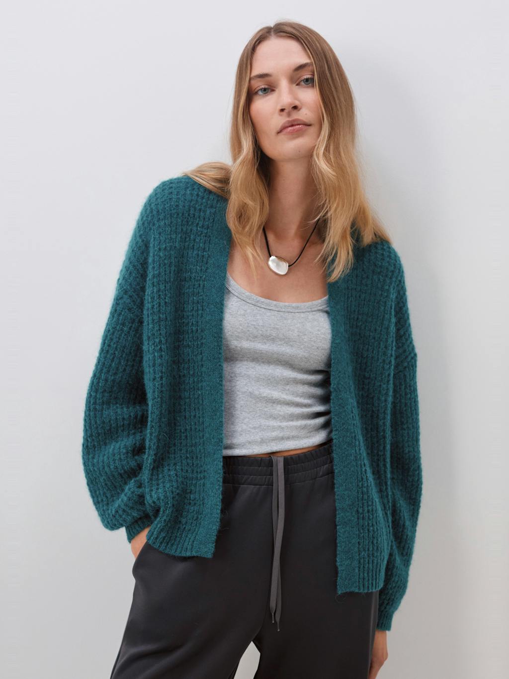 013362-1709-10 Flossie Waffle Stitch Wool Blend Edge to Edge Cardigan