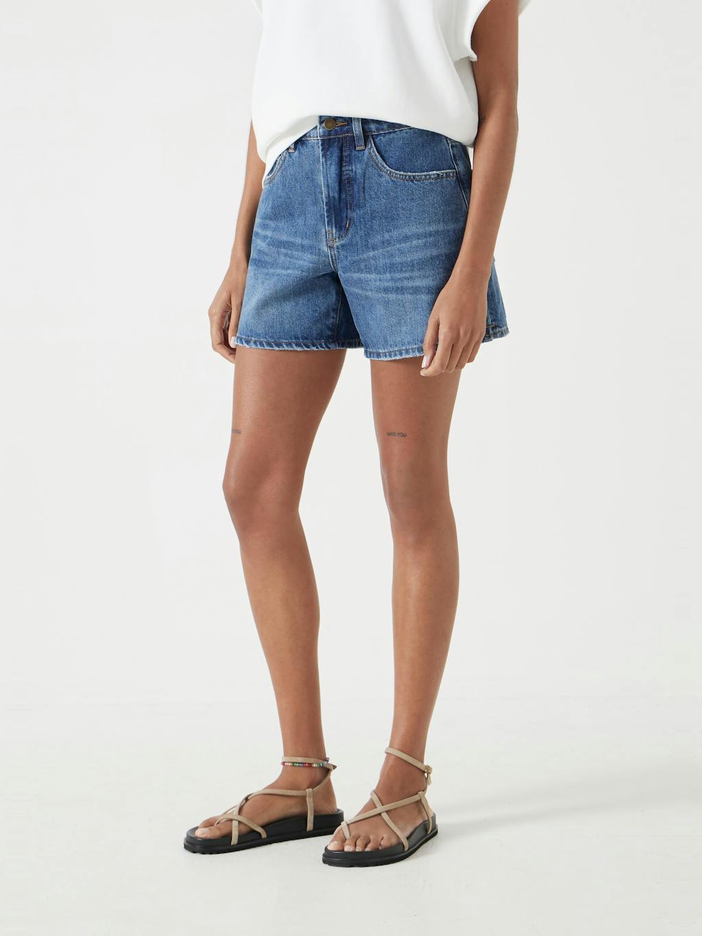 013459-3014-02 Essential Denim Shorts