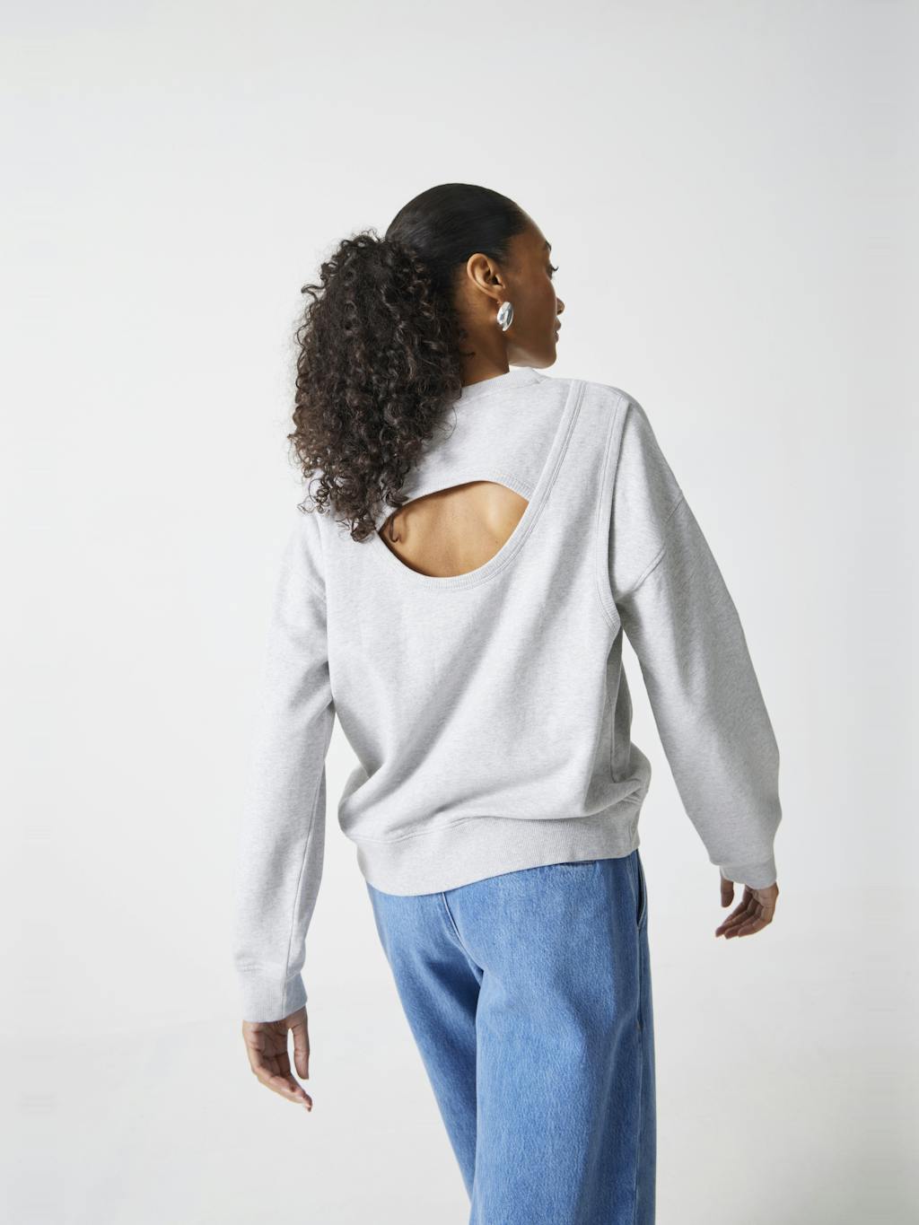 013159-4426-10 Back Detail Sweatshirt