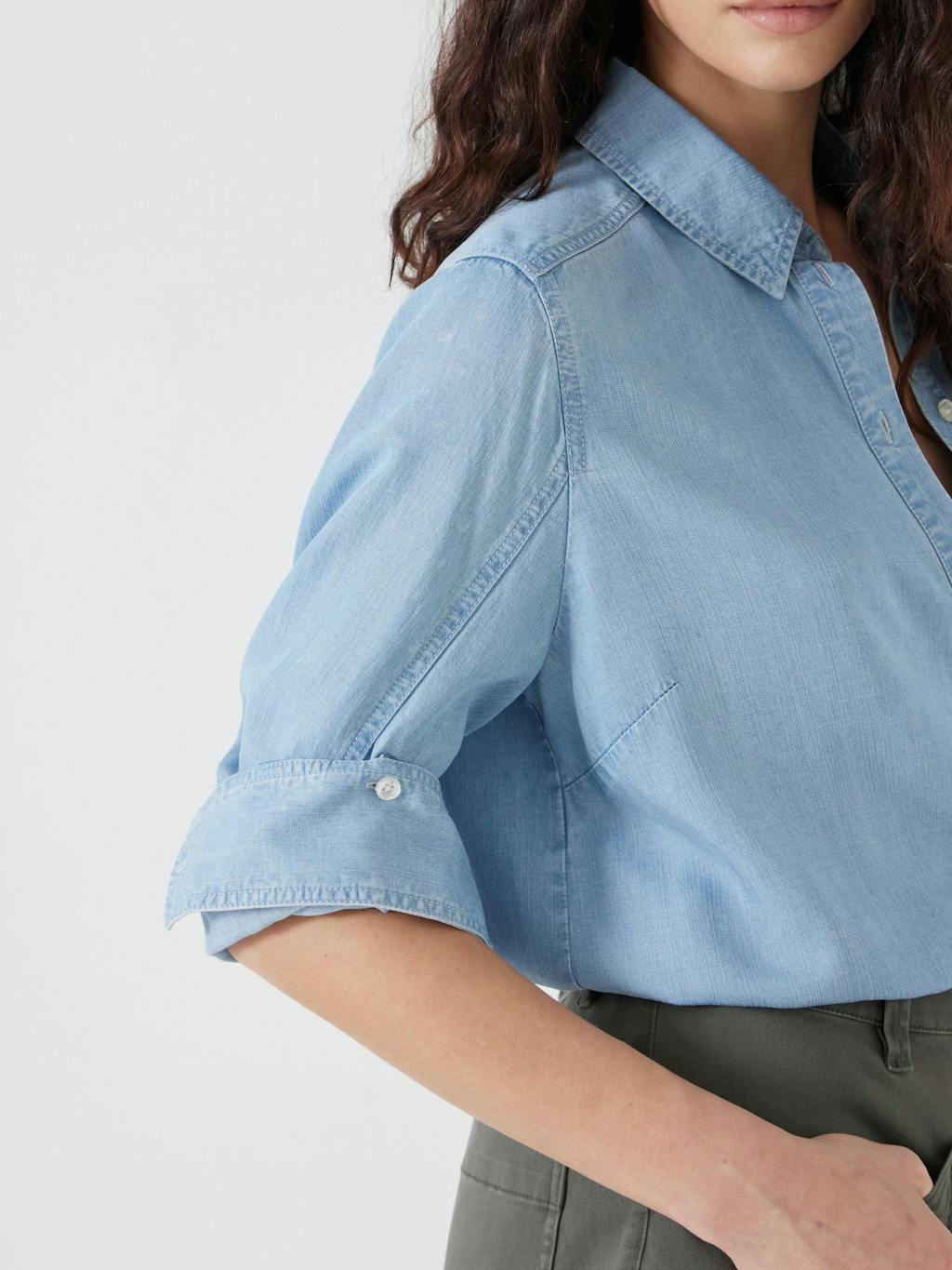 013145-3059-04 Rita Chambray Shirt