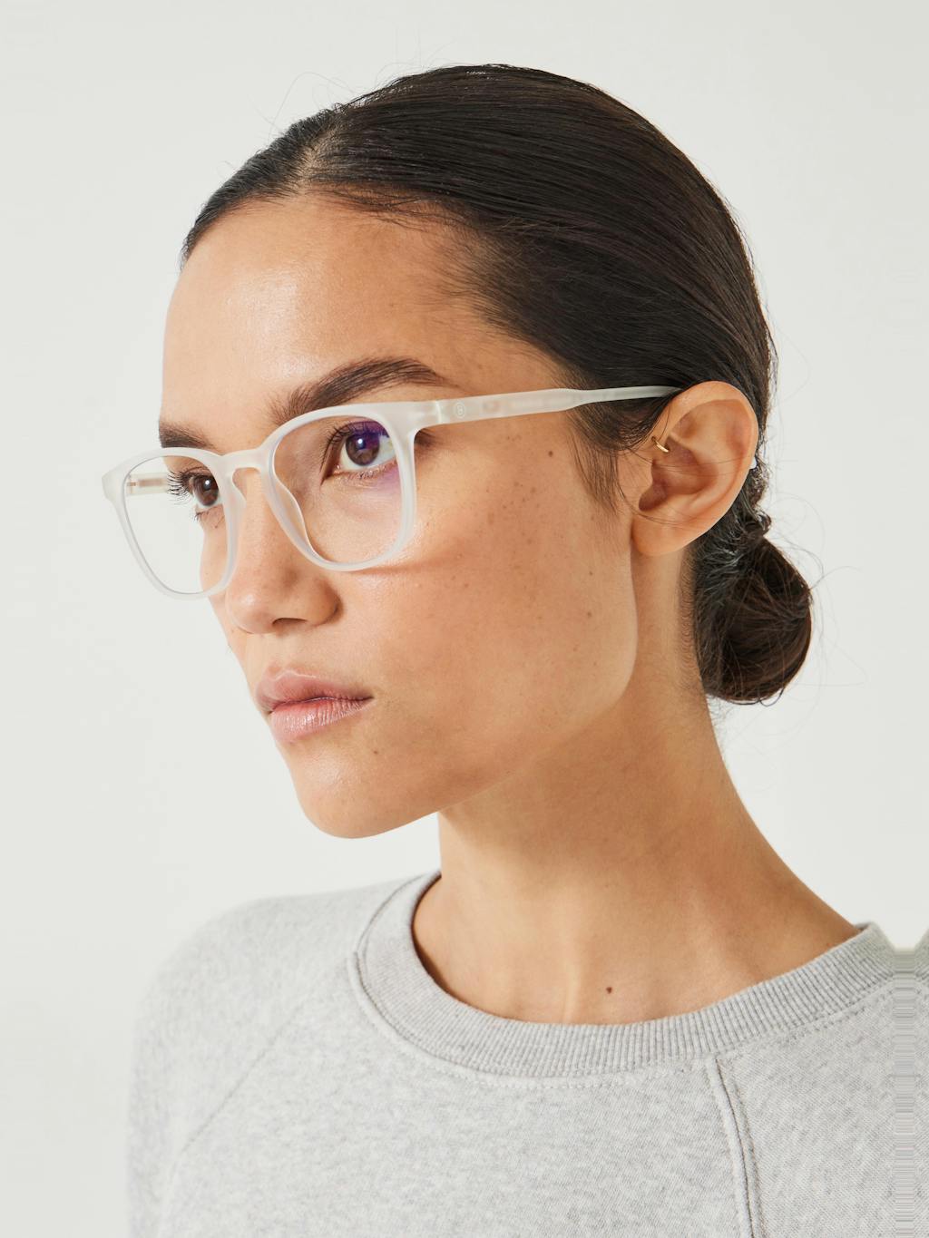 011231-0004-02 Barner Dalston Reading Glasses (Ecru White)