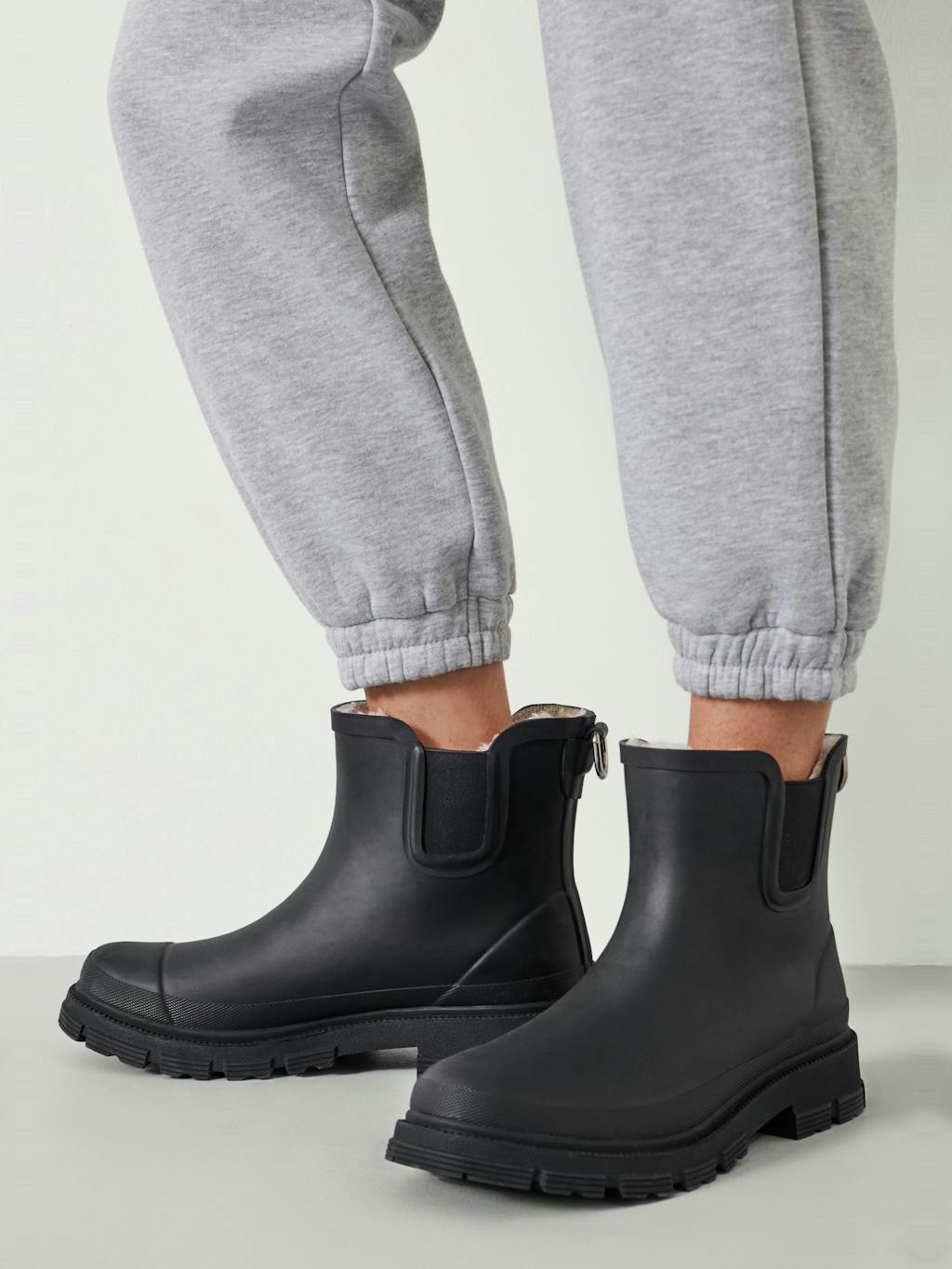 012791-0456-02 Willow Chelsea Wellington Boots