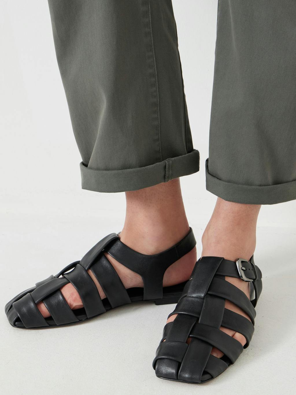 013037-0456-02 Leather Caged Fisherman Sandals