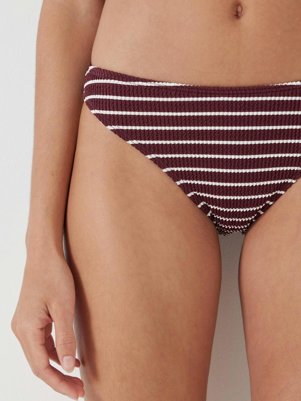 012638-1179-04 Cally Classic Stripe Crinkle Bikini Bottoms