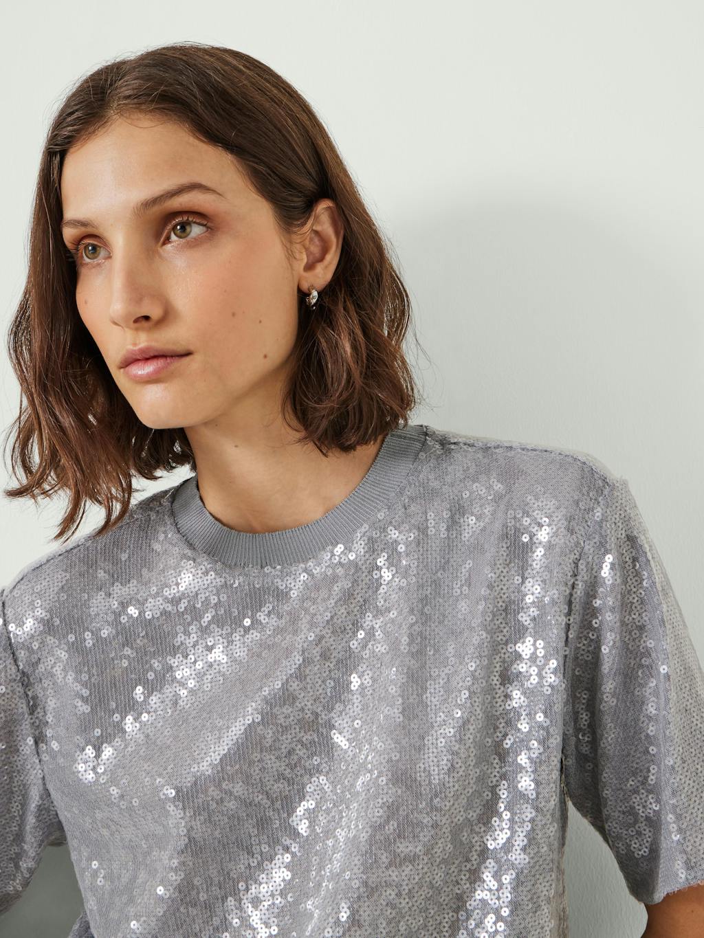 012682-0198-04 Holly Sequin T-Shirt