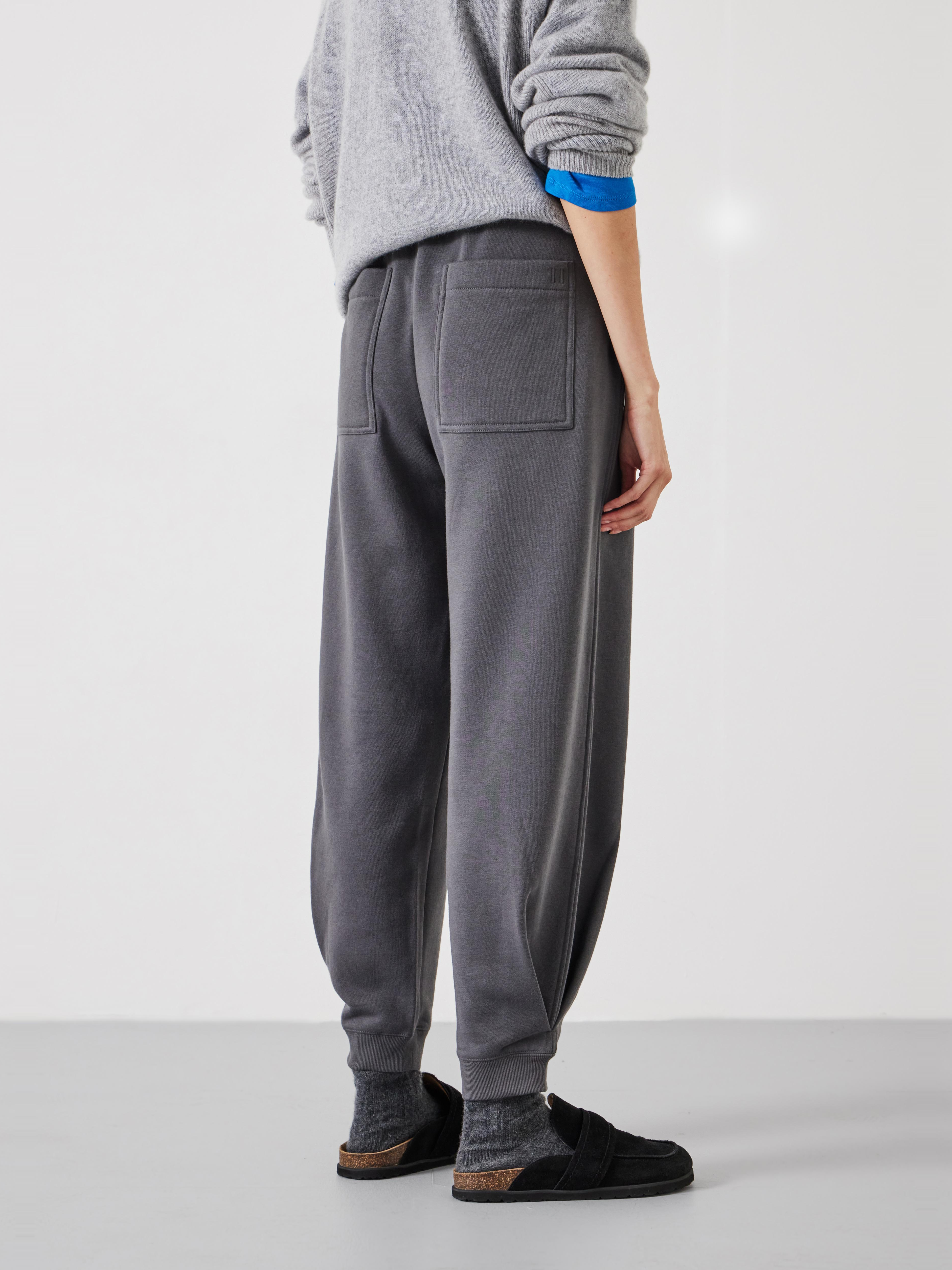 Barrel Leg Pleat Joggers
