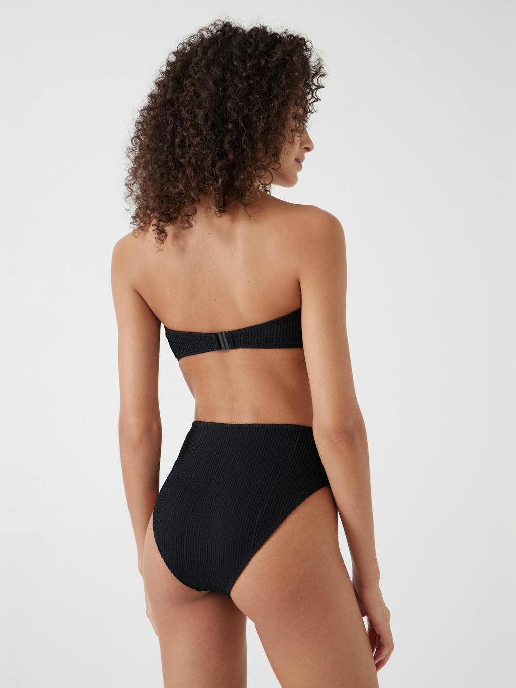 012384-0456-03 Ring Bandeau Crinkle Bikini Top