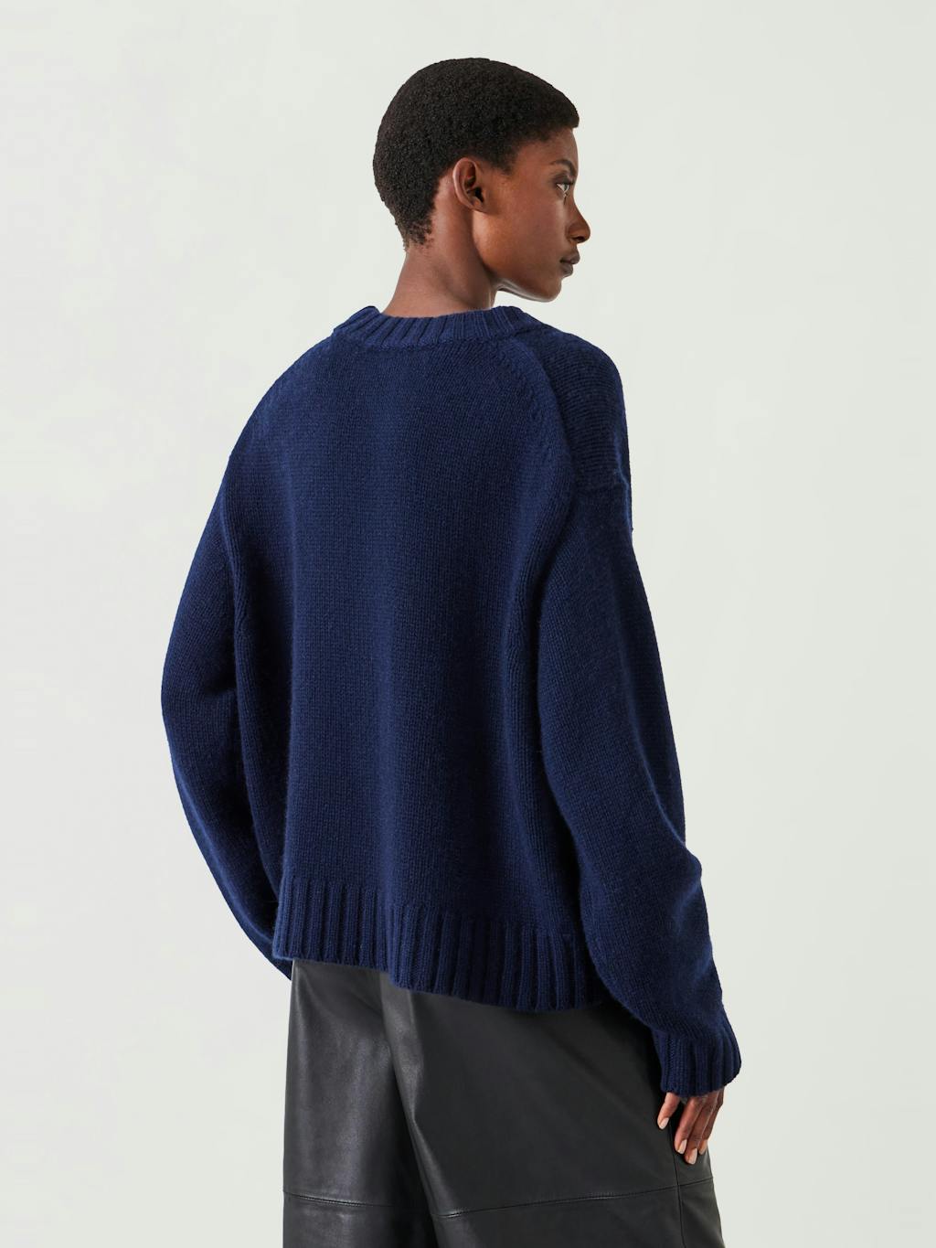 011937-1652-03 Cora Chunky Cashmere Crew Jumper