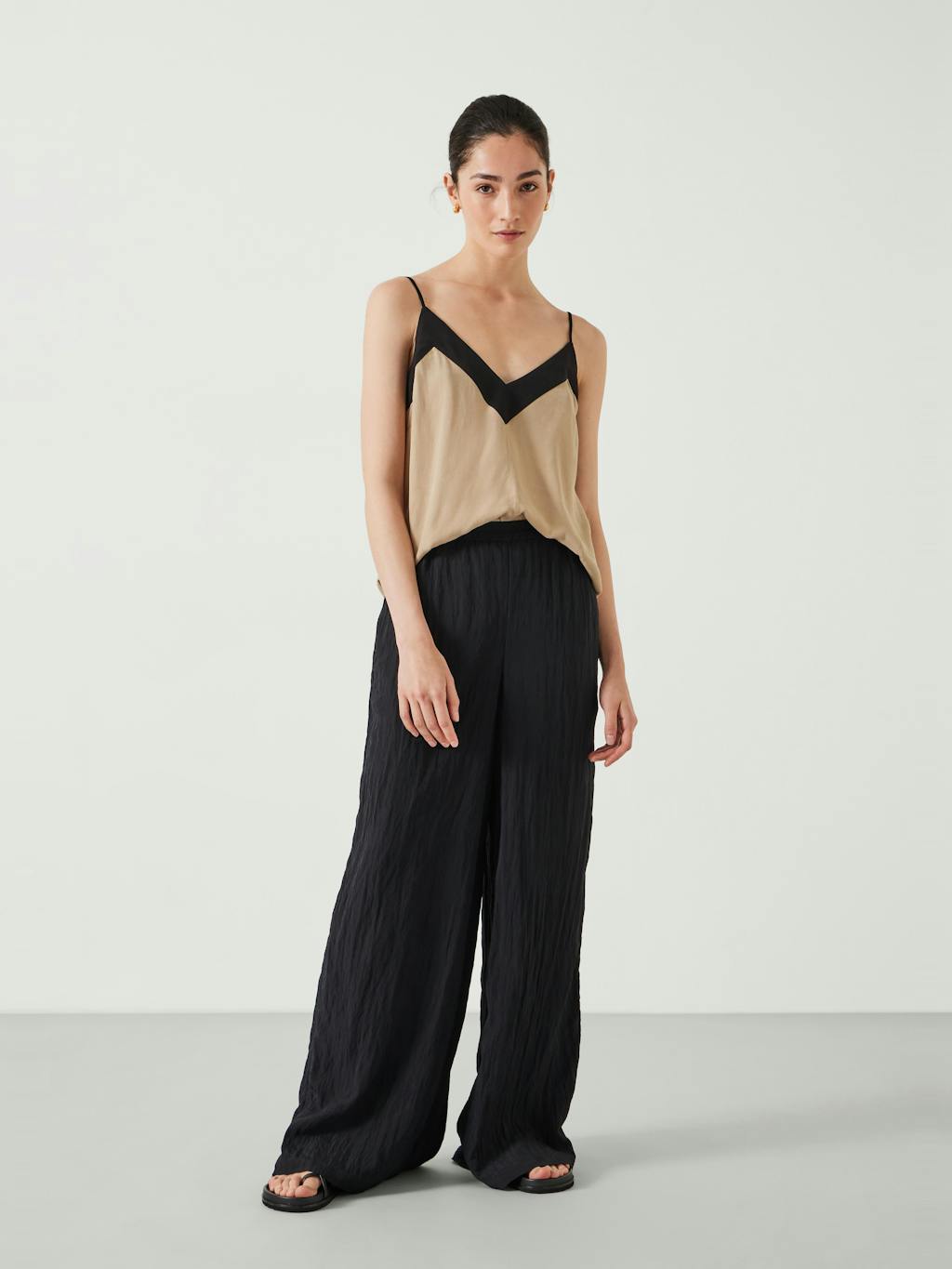 011237-0315-02 Emi Contrast Cami