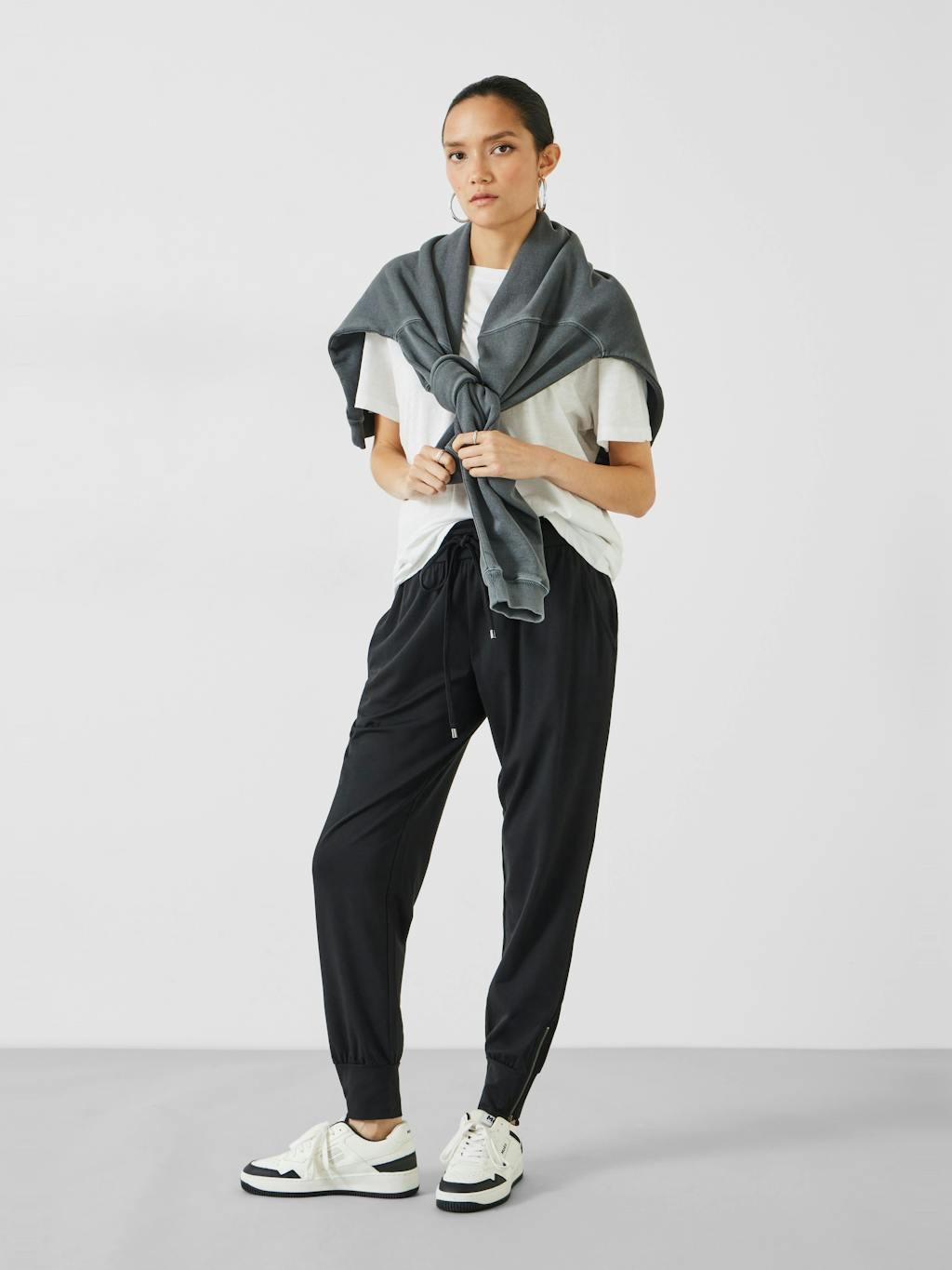 010982-0208-01 Amie Joggers