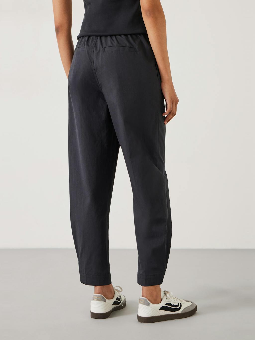 010887-0456-03 Cotton Poplin Easy Trousers