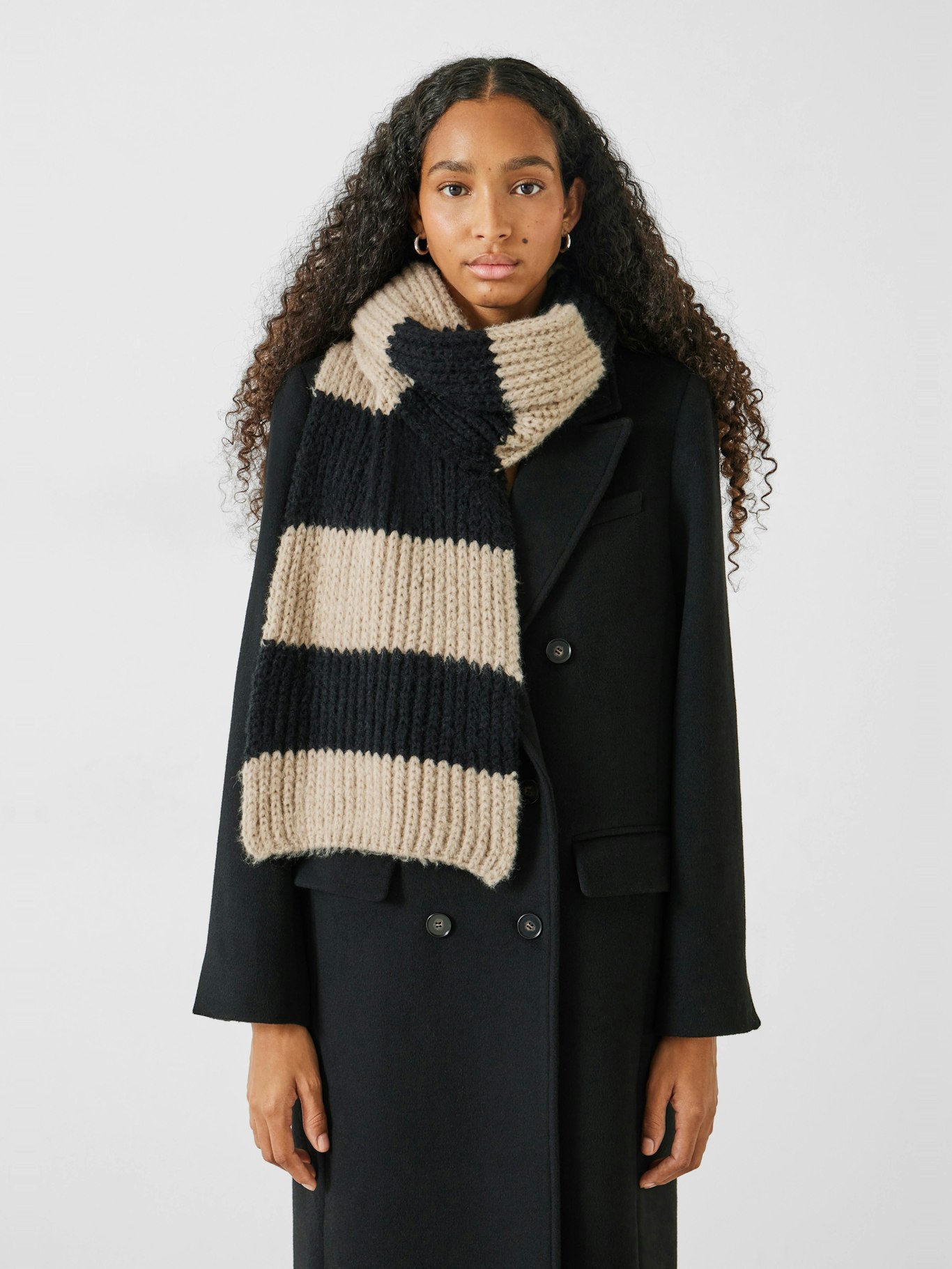 009904-0006-02 Morgan Knitted Stripe Scarf