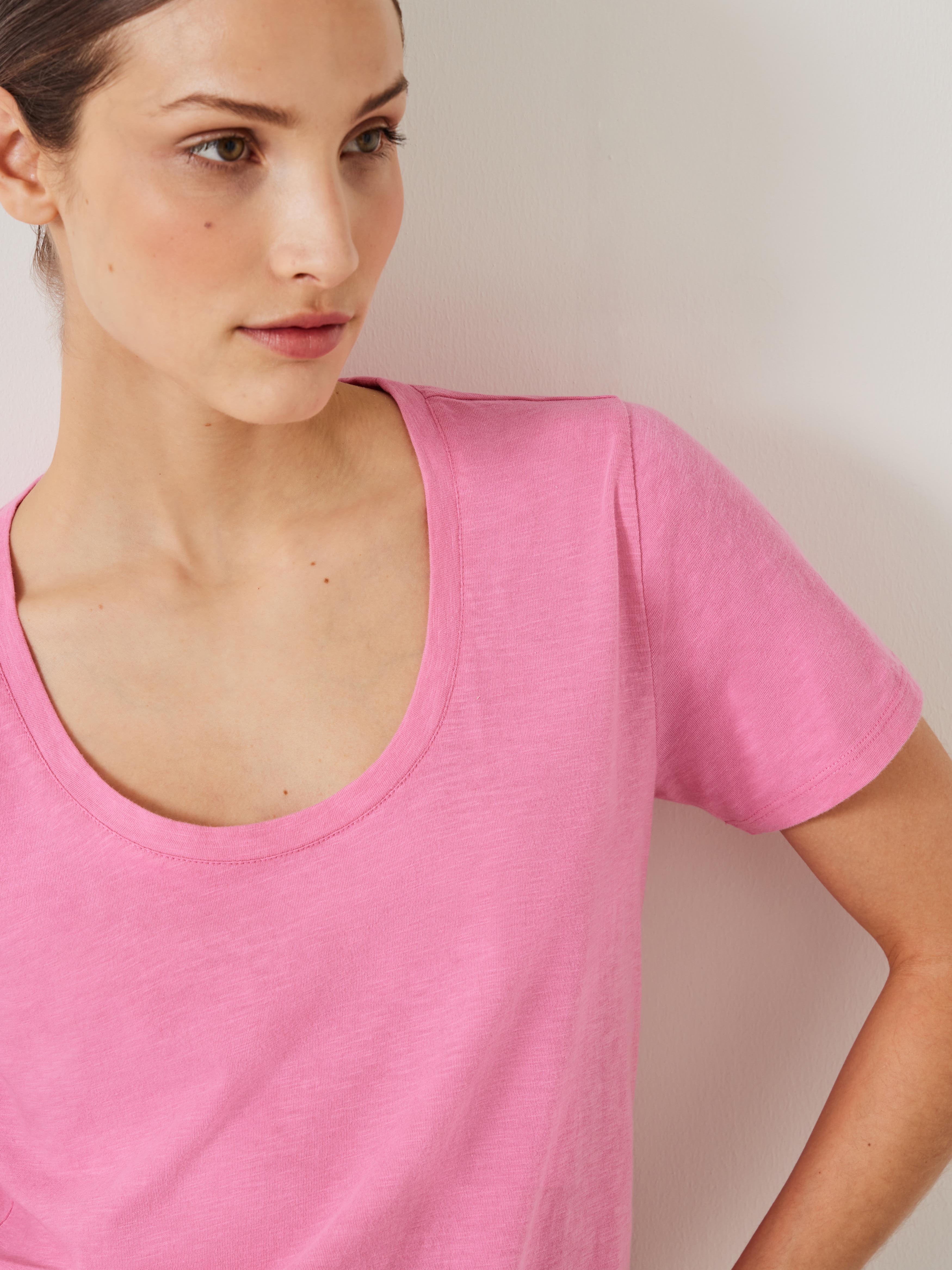 Hari Scoop Neck Cotton Slub T-Shirt