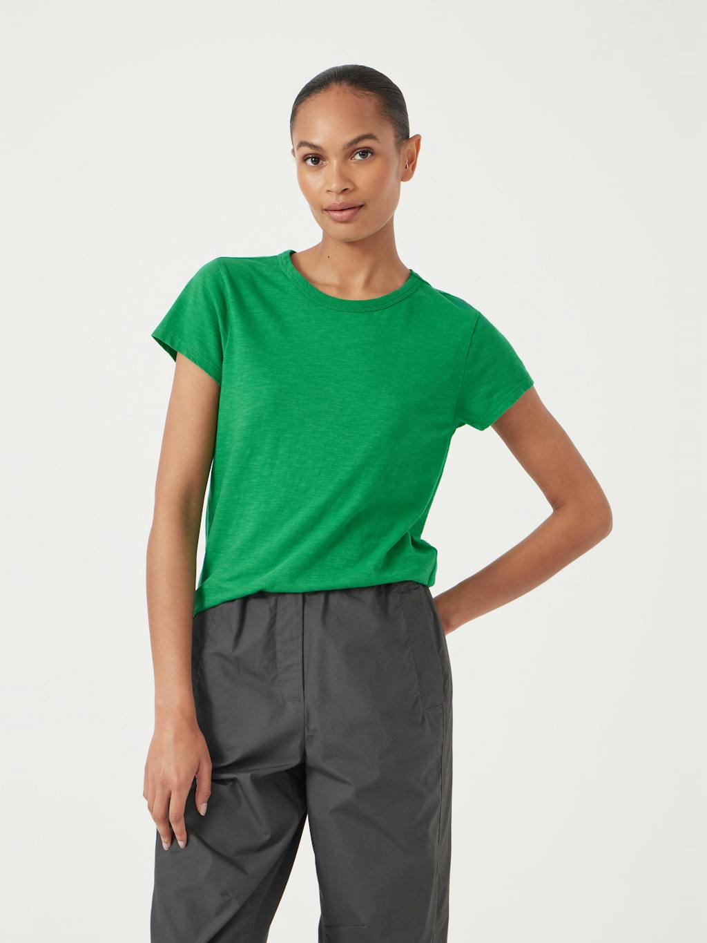 000749-2109-02 Slim Fit Slub Cotton Crew Neck T-Shirt