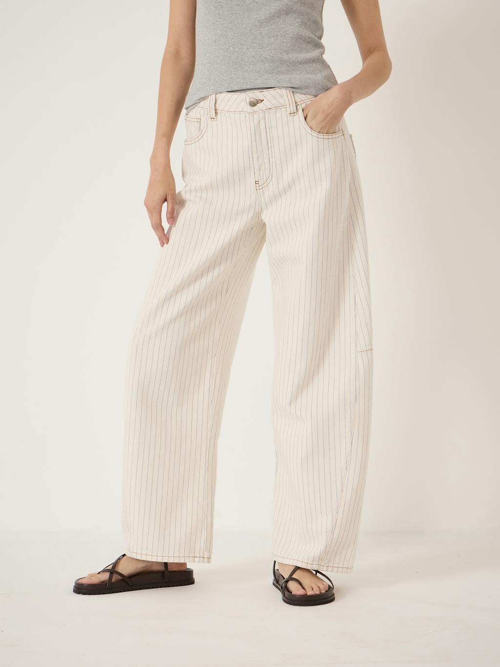 014835-0001-02 Bree Stripe Horseshoe Barrel Leg Jeans