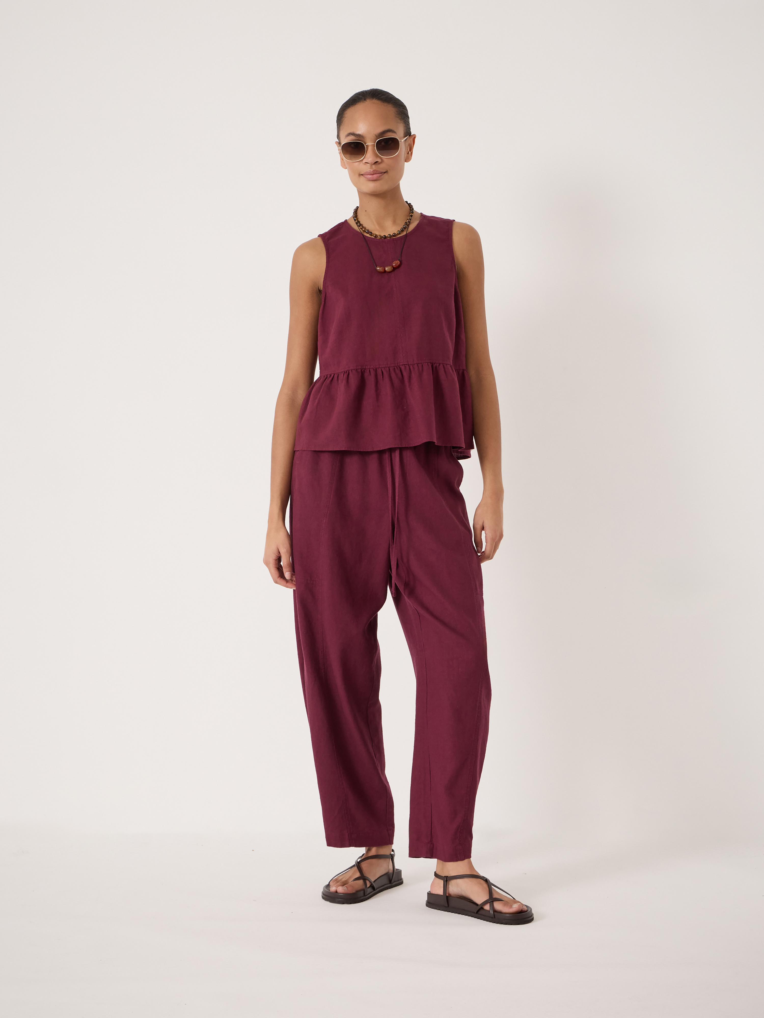 Tovi Linen Blend Barrel Leg Trousers